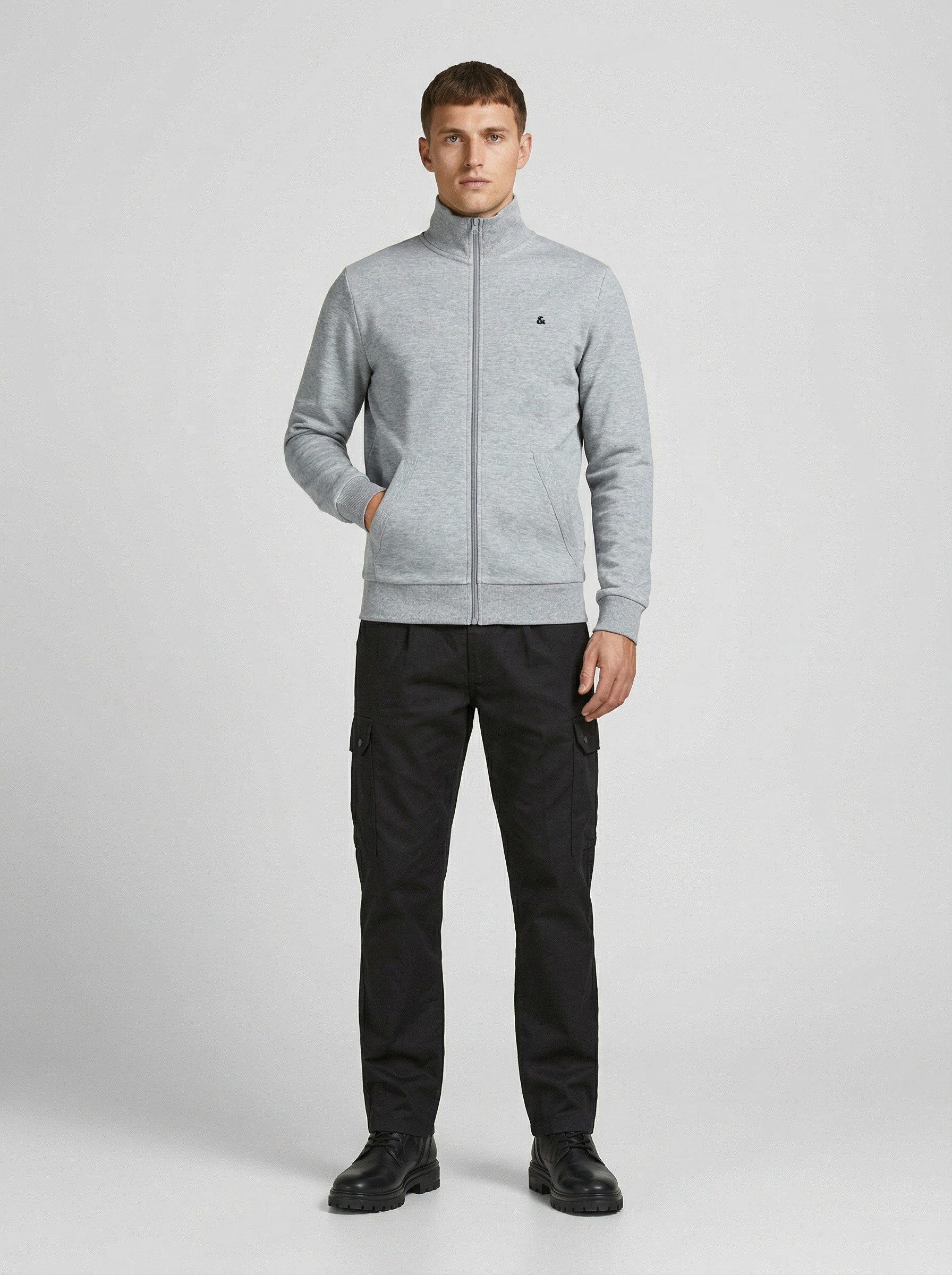 Zum Outfit 8