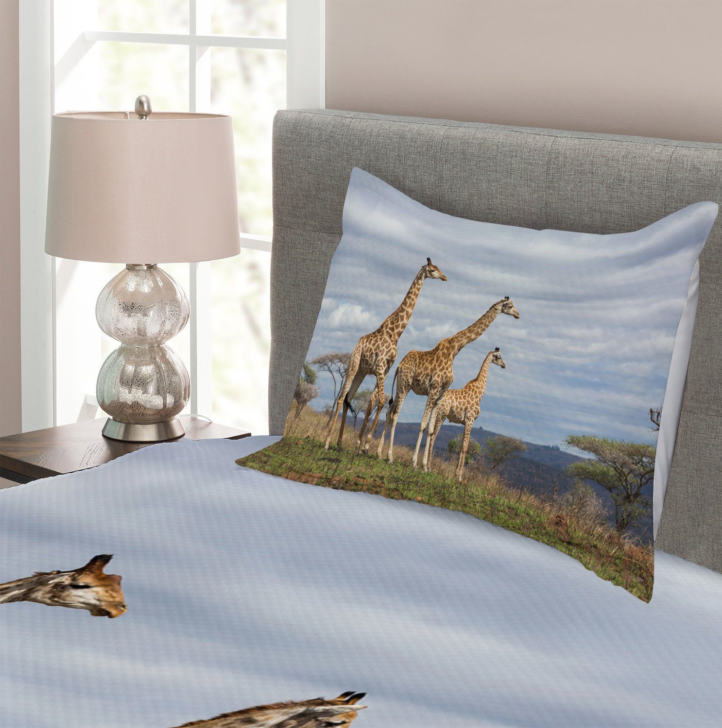 mit Waschbar, Abakuhaus, Tagesdecke Afrika Giraffen-Familie Set Kissenbezügen