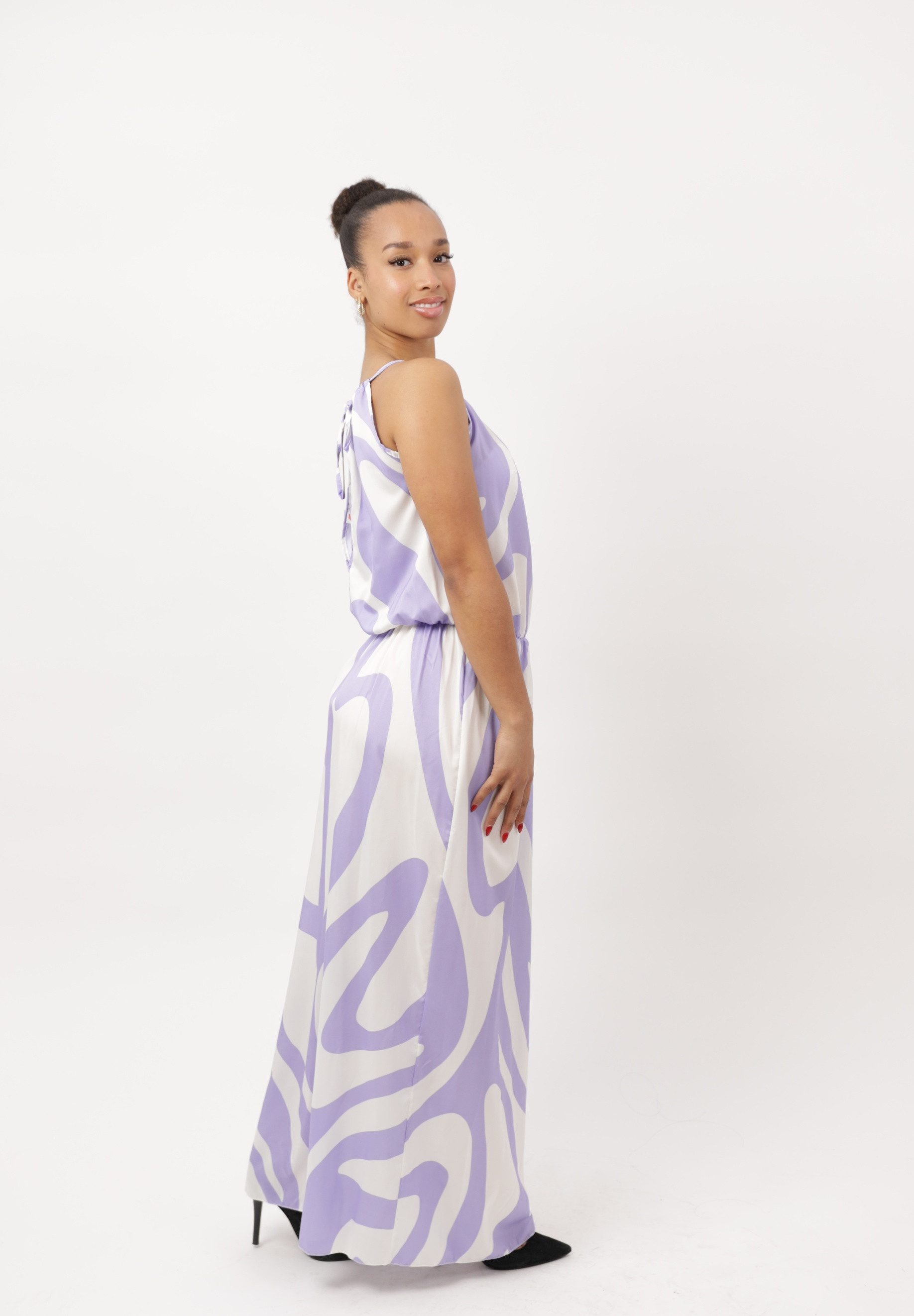 Elara Maxikleid Damen Maxikleid mit abstraktem Muster und Beinschlitz (1-tlg) ohne Details