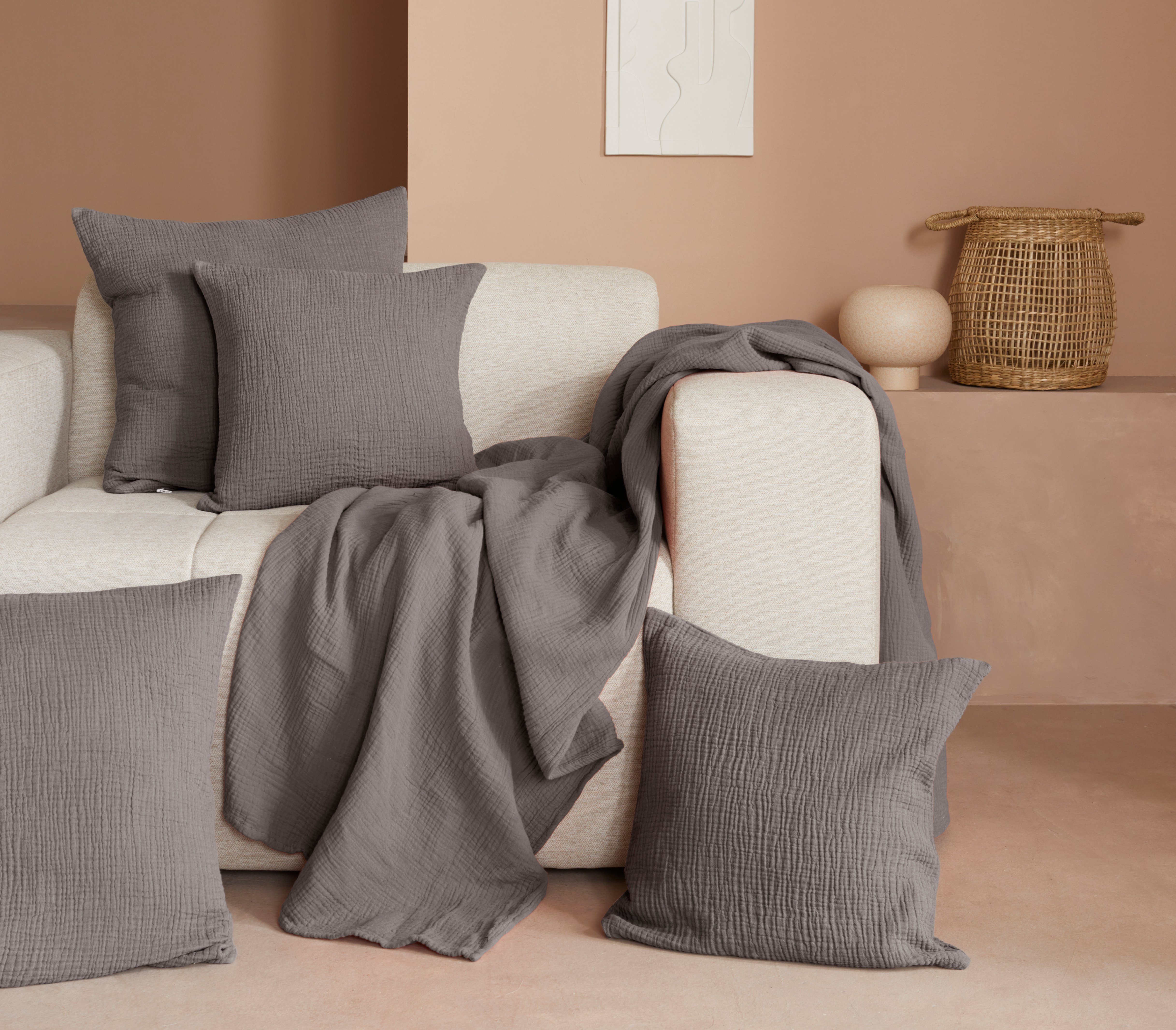 Wohndecke HEVIN, Musselin, 100% Baumwolle, Topseller!, LeGer Home by Lena Gercke, Tagesdecke im Baumwoll-Crinkle-Effekt, Musselin, Kuscheldecke – Bild 5 von 5