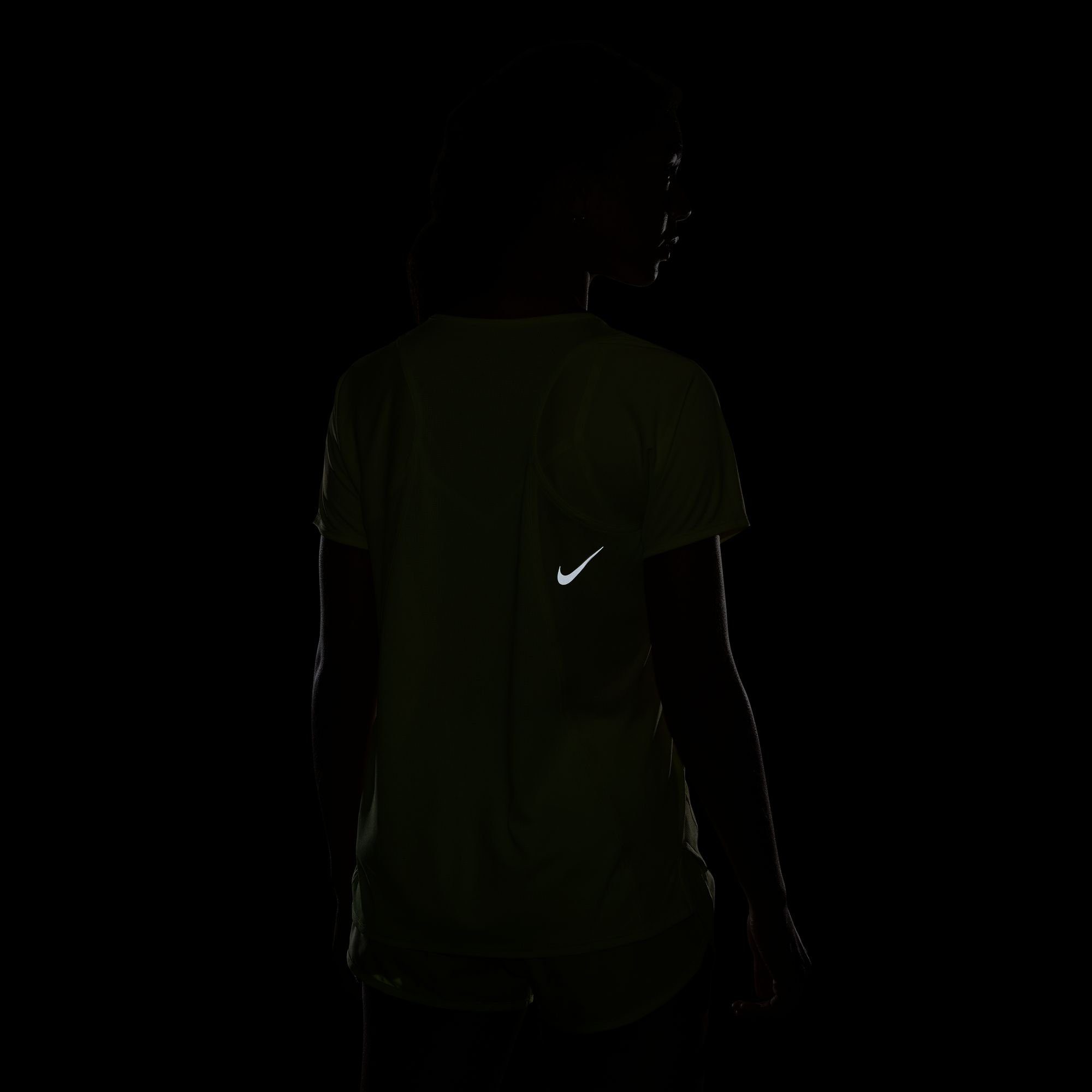 Nike Laufshirt TWIST/REFLECTIVE SILV DRI-FIT RUNNING LEMON SHORT-SLEEVE WOMEN'S LT RACE TOP
