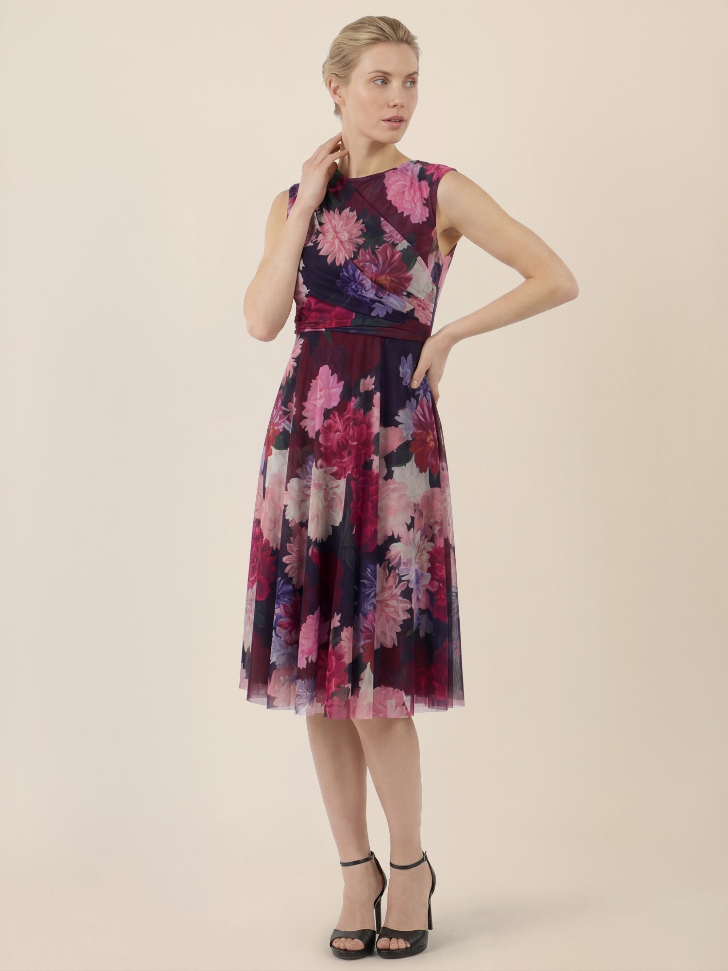 Apart Midikleid mit Blumenprint und Drapierung günstig online kaufen