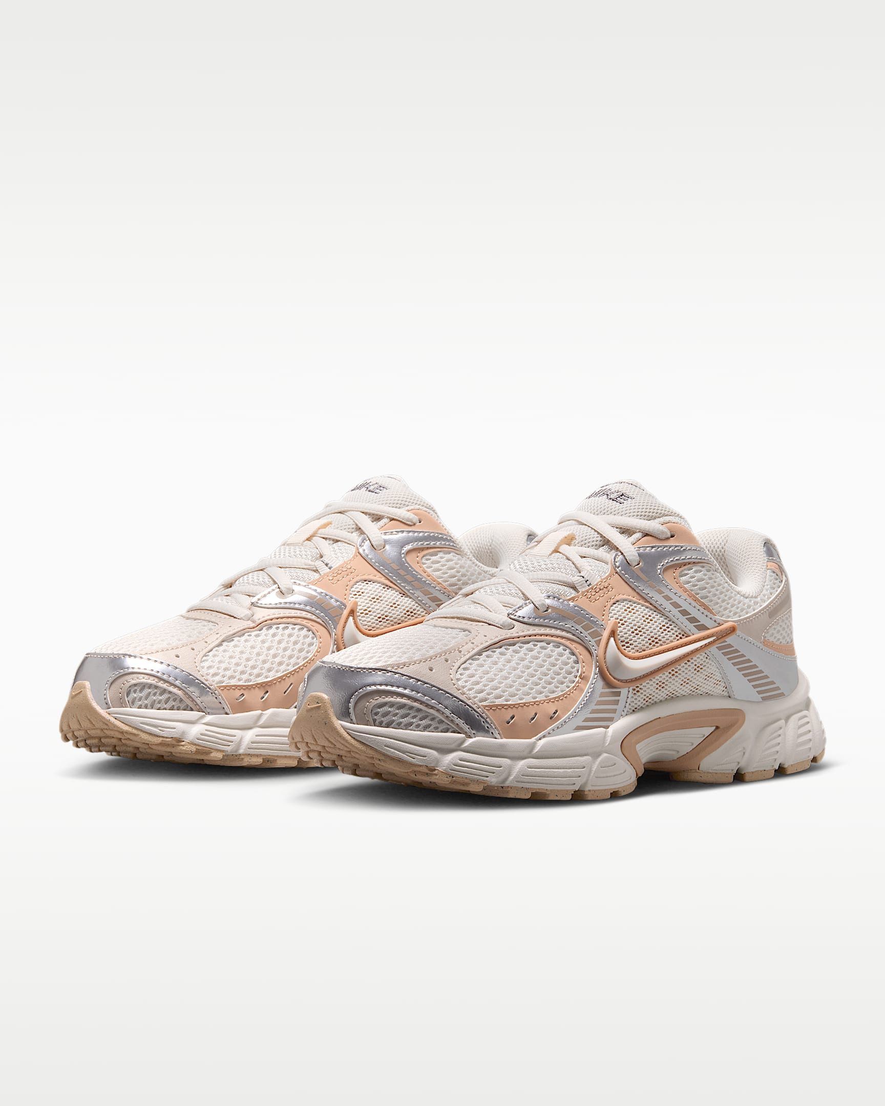 Nike Sportswear V5 RNR Sneaker inspiriert vom Design des Y2K Nike Vomero 5