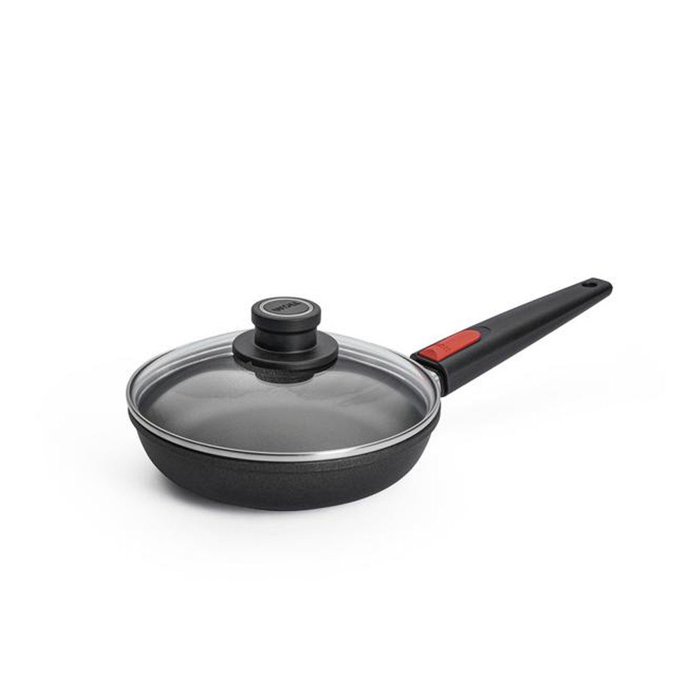 WOLL MADE IN GERMANY Bratpfanne Nowo Titanium Gusspfanne, 28cm, Aluminiumguss, Induktionsgeeignet