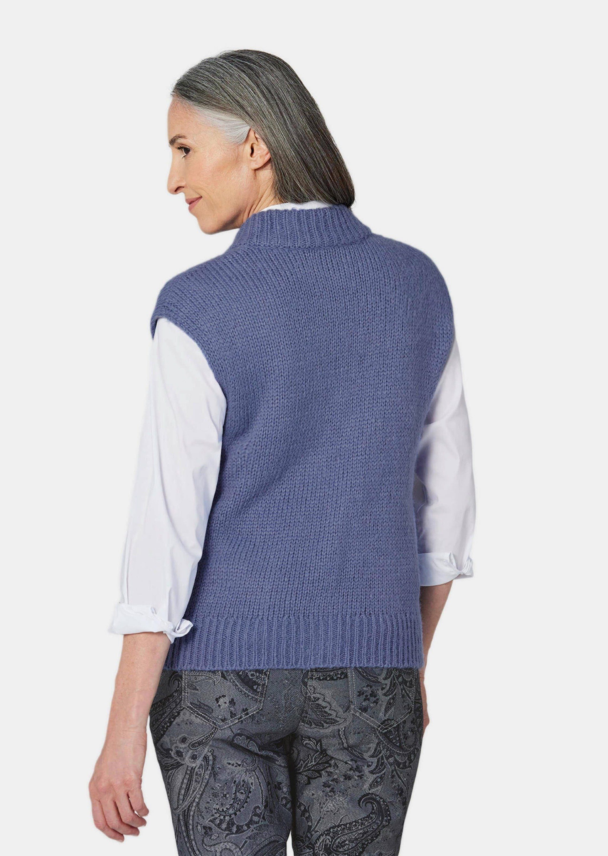 GOLDNER Strickweste Stilvoller Strickpullunder, Stehkragen Herbstweste mit Knopfleiste, Rippenblenden, Taschen und ohne Arm