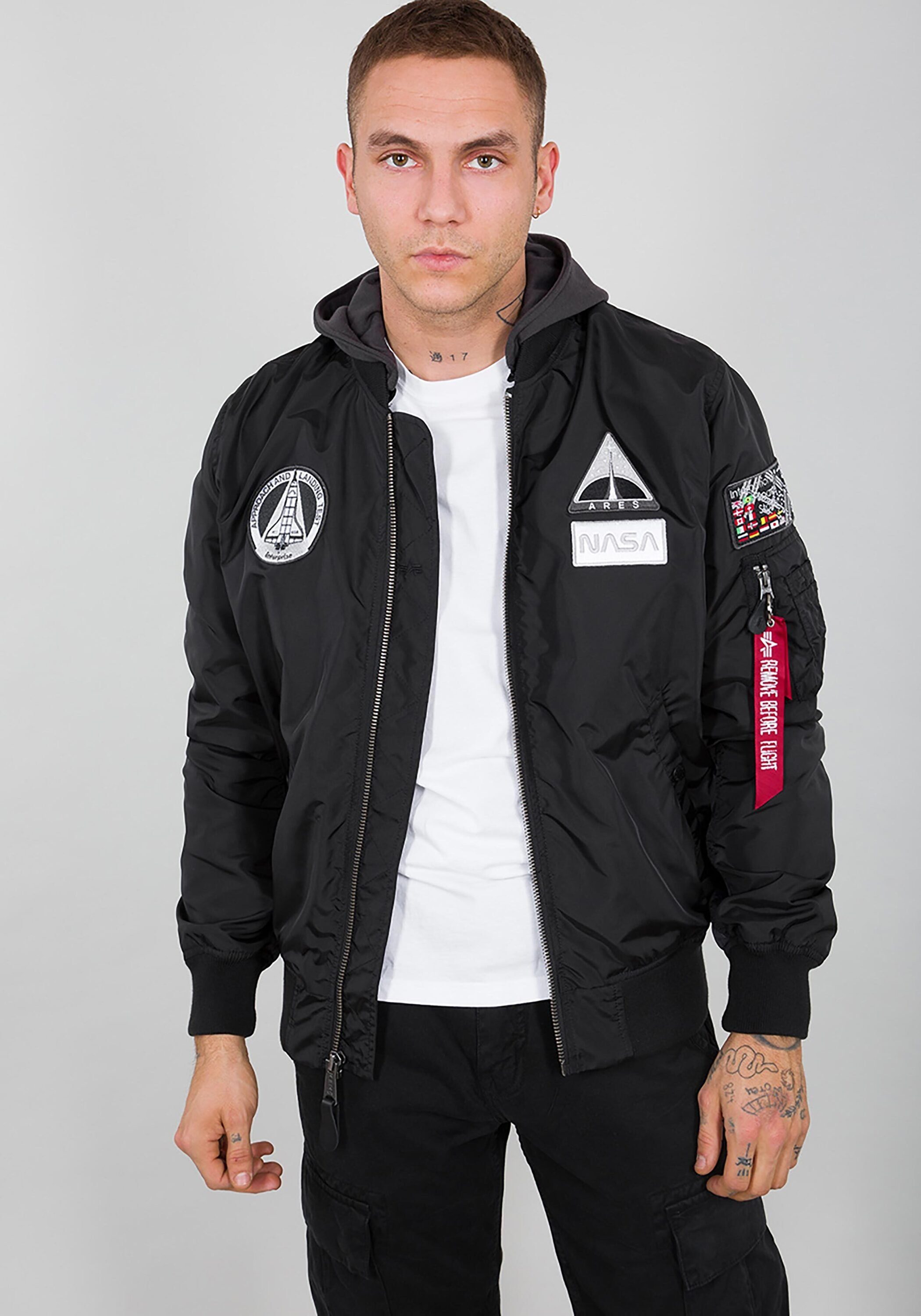 Alpha Industries NASA Men MA-1 Industries Alpha & Hood TT Bomberjacke Flight - Bomber Jackets