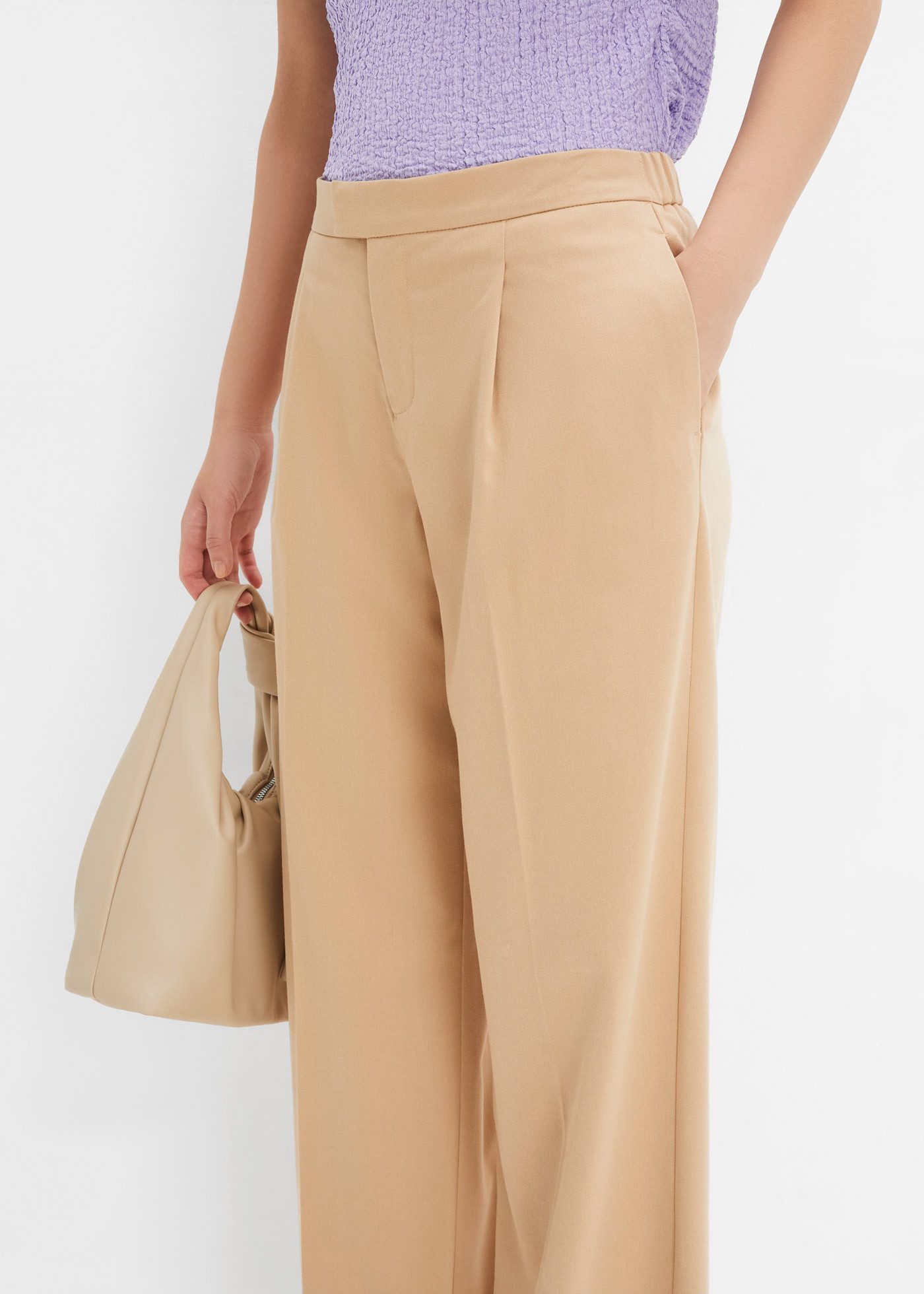 bonprix Bundfaltenhose aus Polyester, Viskose und Elasthan, Loose Fit, festlicher Stil