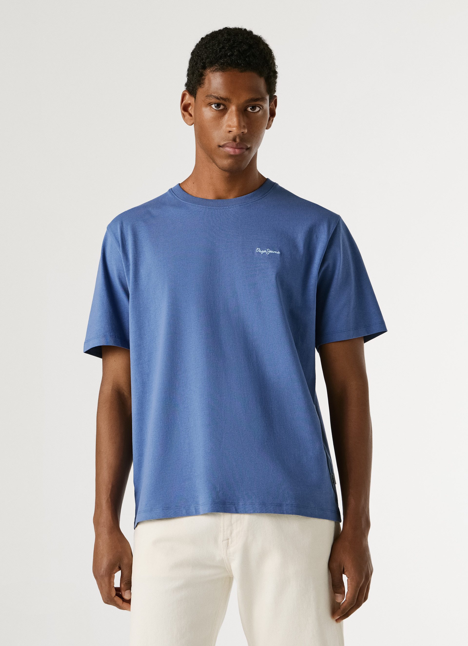 Pepe Jeans T-Shirt CONTRAST CONNOR mit Rundhals und gesticktem Logo