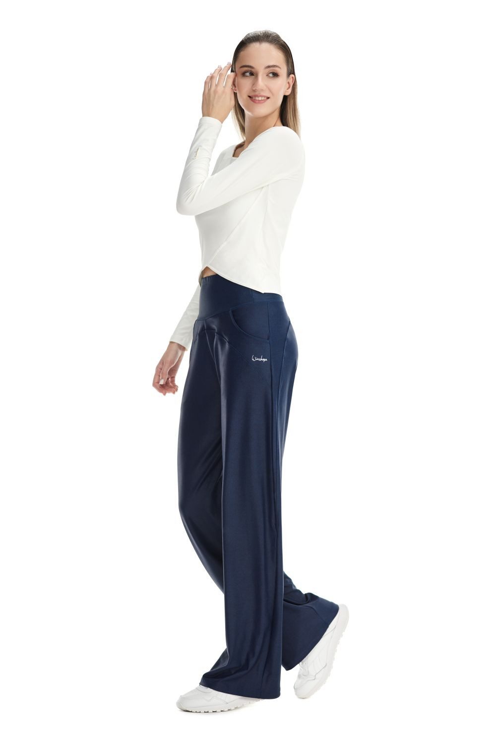 Winshape Langarmshirt Cropped Functional Light and Soft Overlap-Applikation