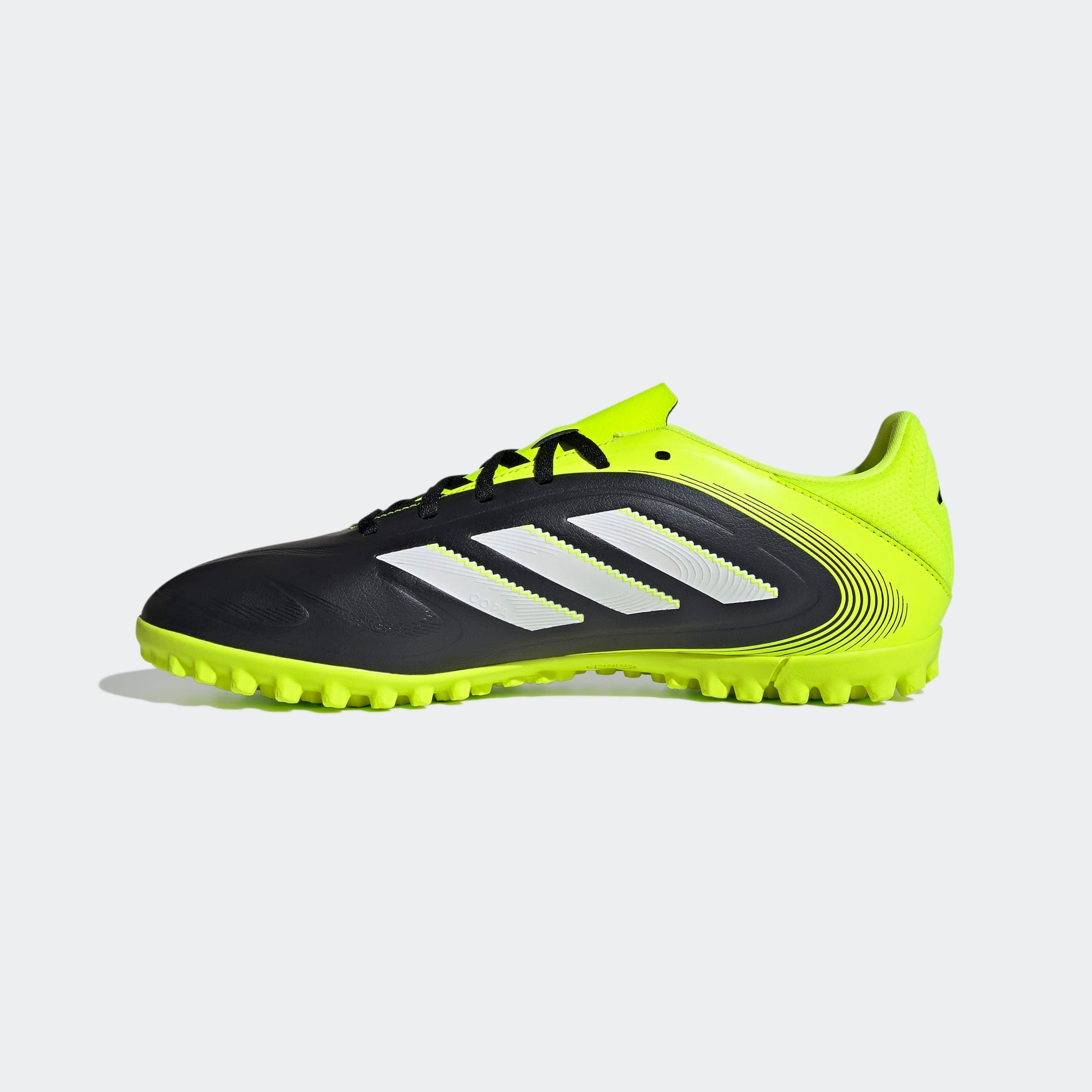 adidas Performance COPA PURE 3 CLUB KUNSTRASEN Fußballschuh geeignet für harte Untergründe Asche und Kunstrasen