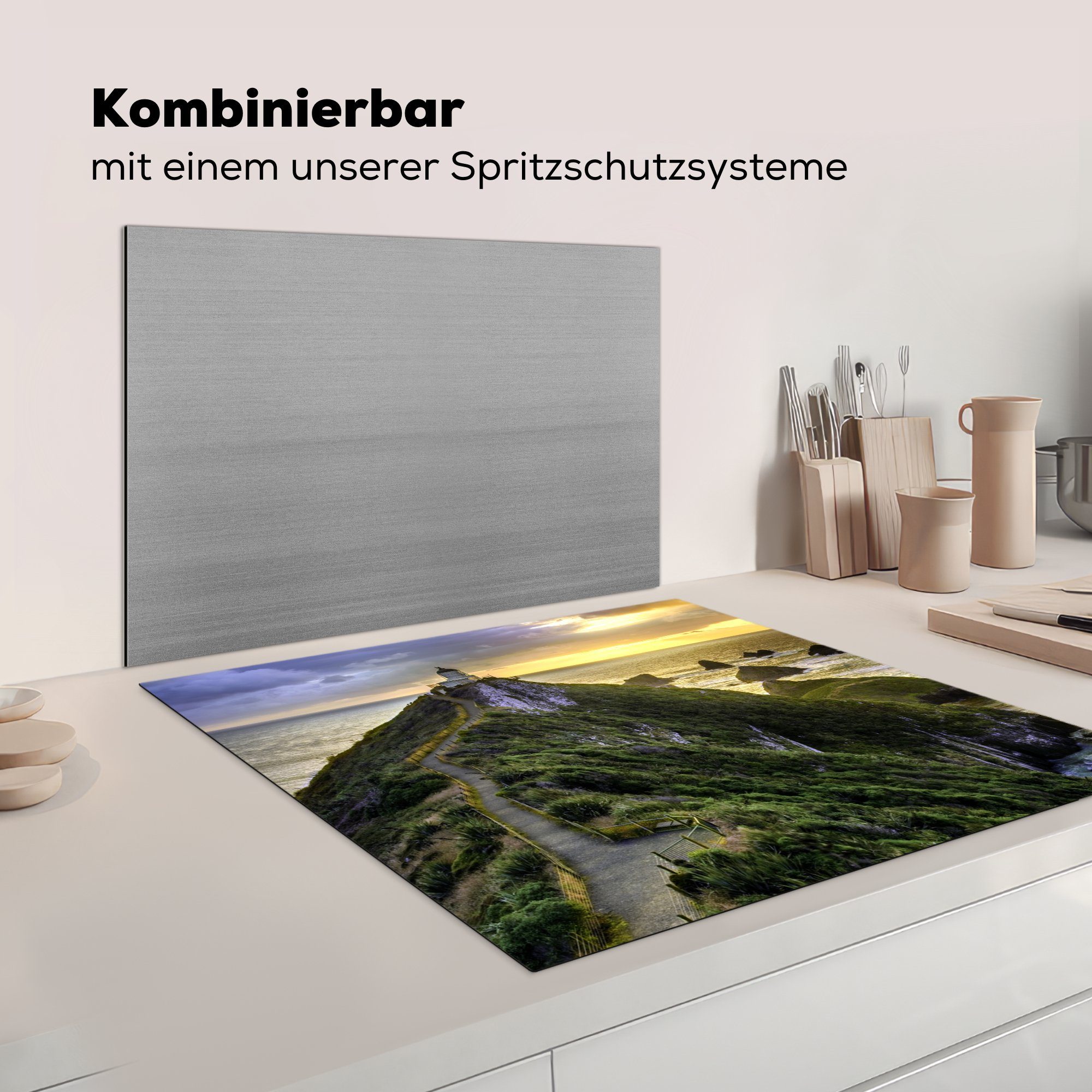 - Ceranfeldabdeckung, 78x78 Herdblende-/Abdeckplatte für - tlg), Straße küche Vinyl, MuchoWow cm, Neuseeland Turm, (1 Arbeitsplatte