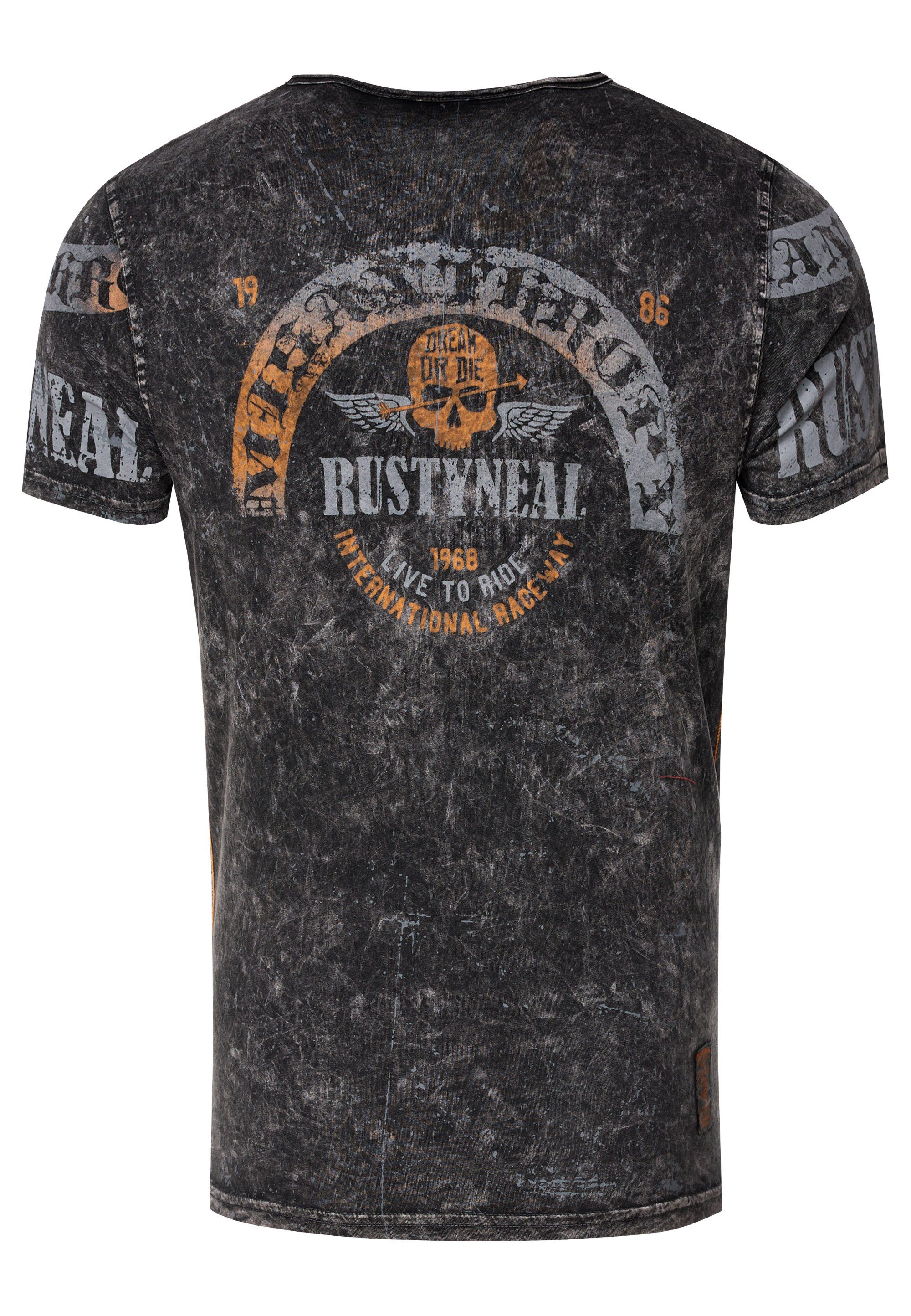 Rusty Neal mit anthrazit T-Shirt Markenprint
