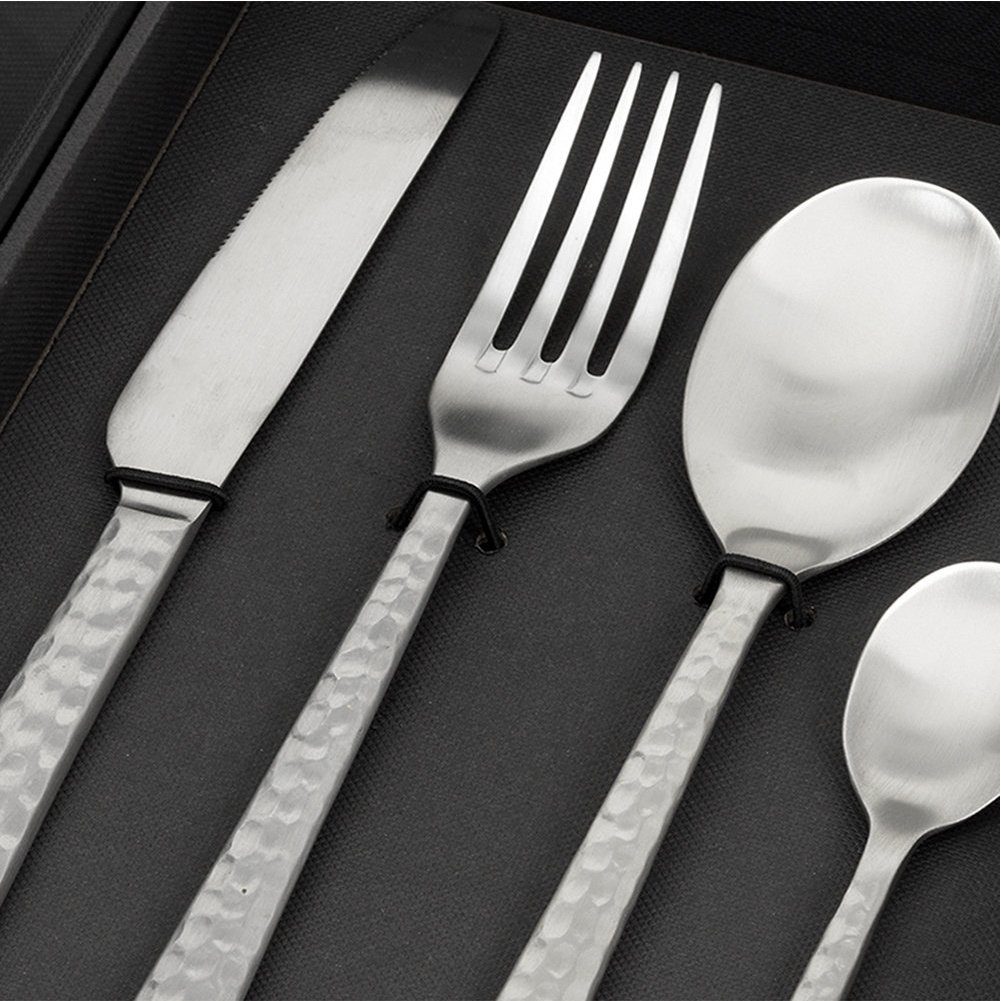 Broste Copenhagen Besteck-Set Copenhagen HUNE Besteckset gebürsteter Satin 16tlg., Edelstahl 18/8, Hune hammered Besteck