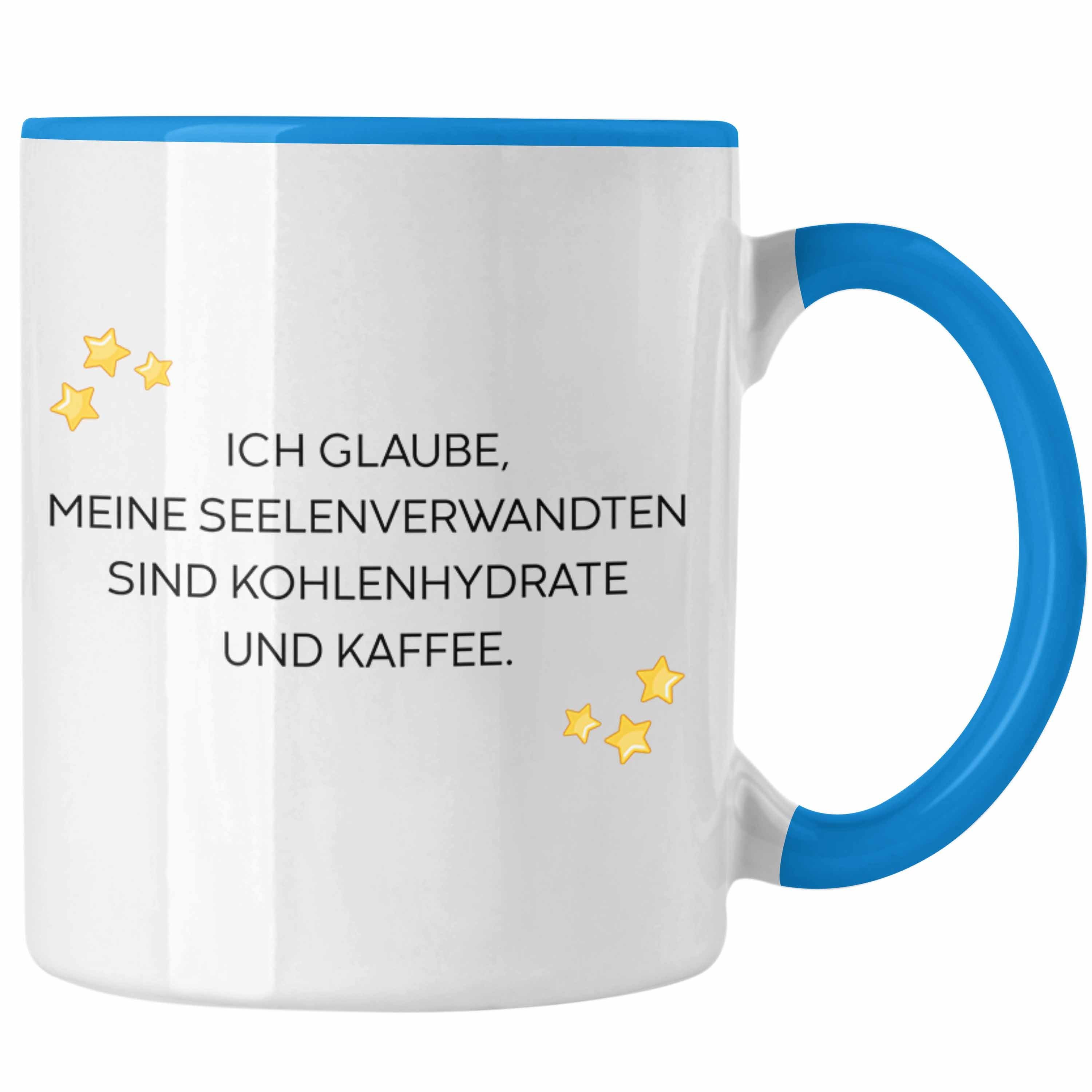 Trendation Tasse Trendation - Lustige Tasse mit Spruch für Frauen Männer Arbeit Büro Lustig Tassen Becher mit Sprüchen Kollegin Geschenk Sarkasmus Kohlenhydrathe und Kaffee Blau