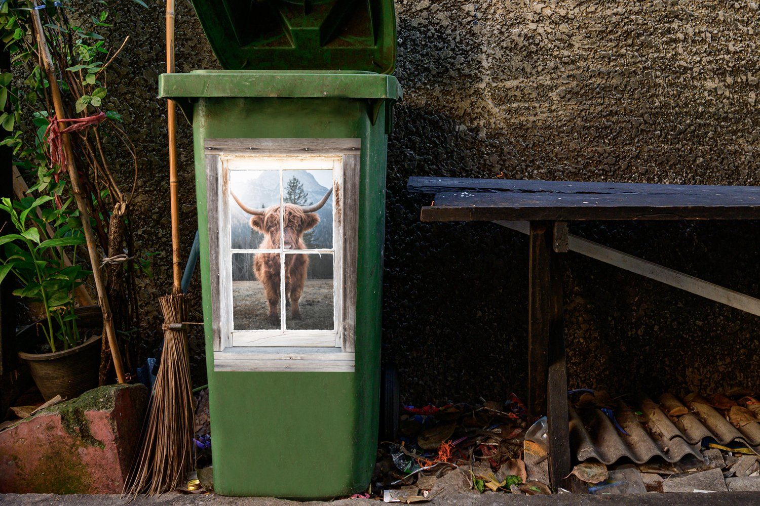 MuchoWow Wandsticker Schottischer Mülltonne, Kuh (1 St), Container, Highlander Mülleimer-aufkleber, - Ansicht Sticker, Abfalbehälter 