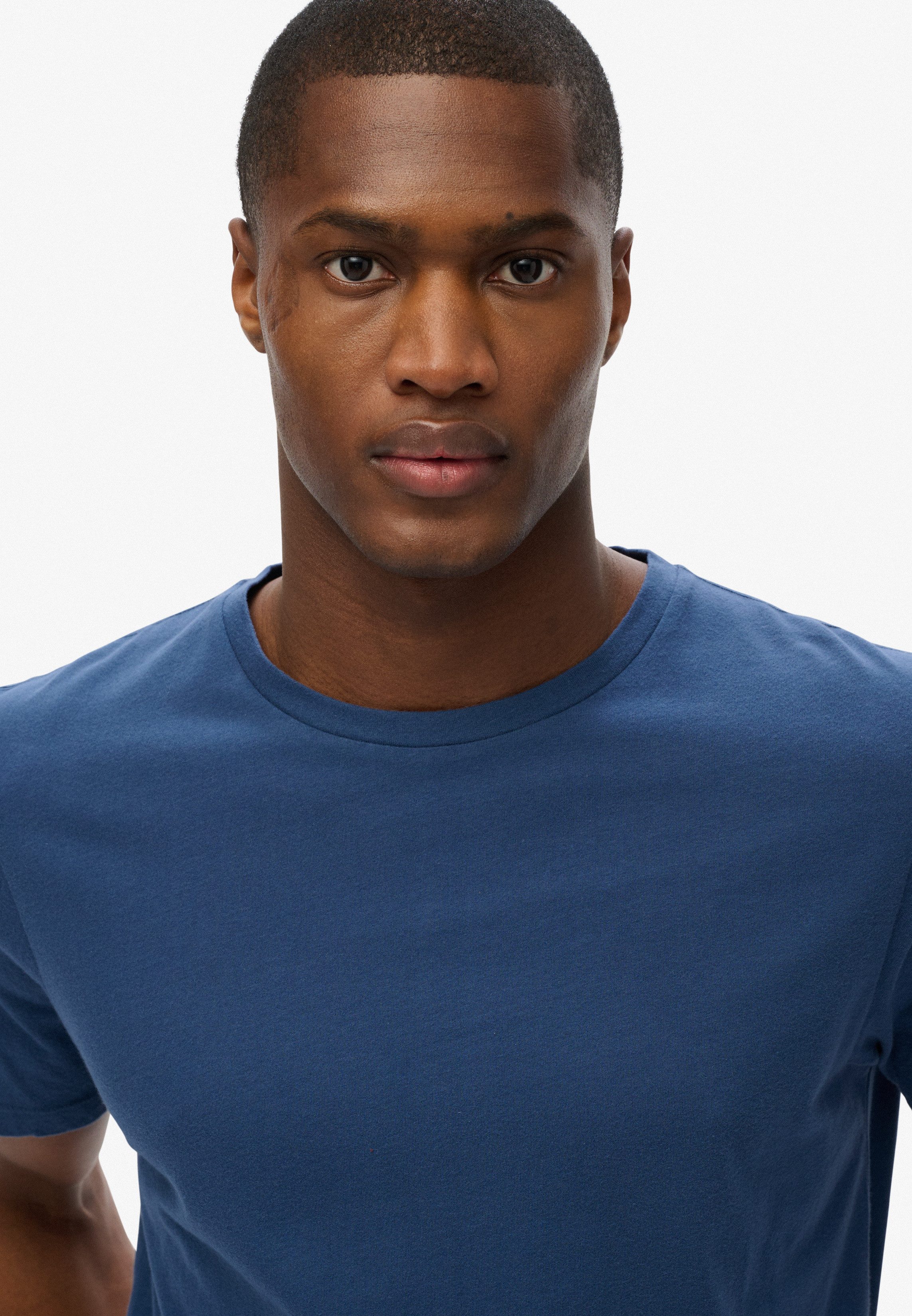 Superdry Rundhalsshirt CLASSIC ESSENTIAL TEE günstig online kaufen