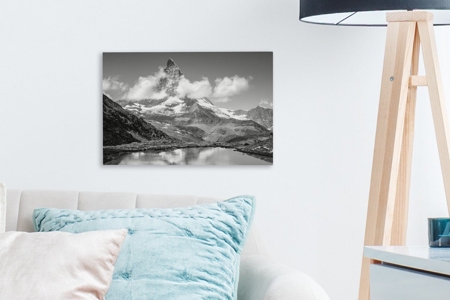 (1 Wandbild Matterhorn Aufhängefertig, Nachmittag -, dem St), Wanddeko, 30x20 cm Leinwandbild OneMillionCanvasses® Zermatt in am Schweizer Leinwandbilder, neben Riffelsee