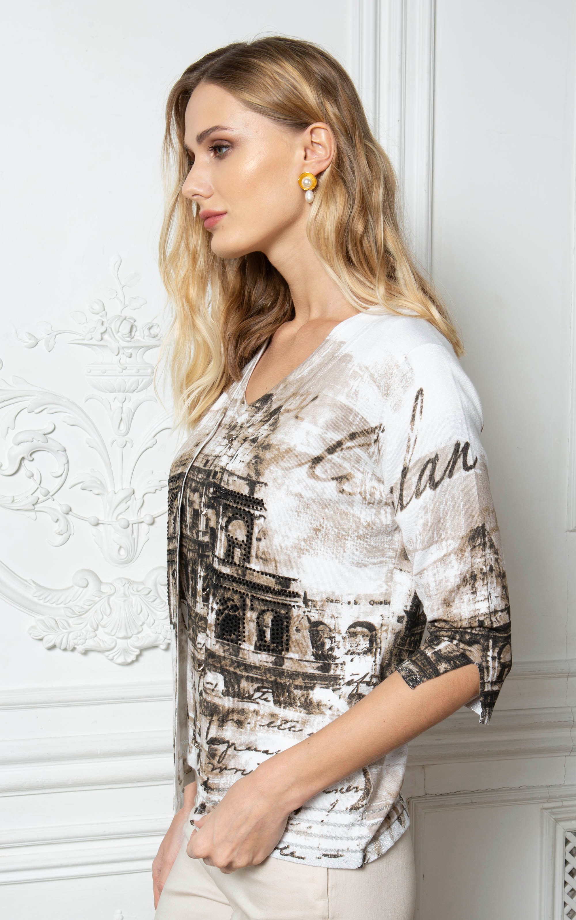 Passioni 2-in-1-Strickjacke Twinset mit Print und Strassverzierung – Bild 2 von 5