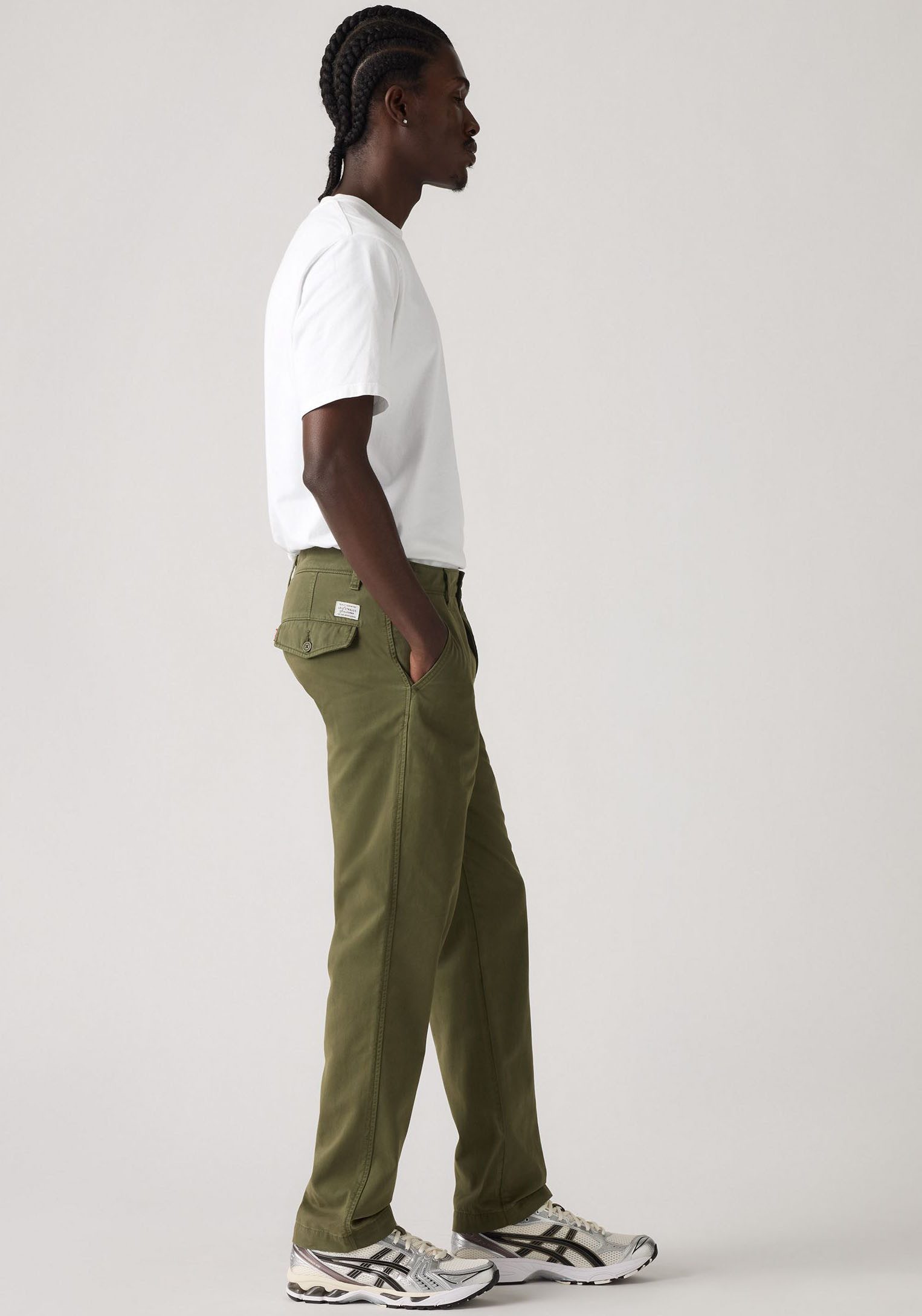 Levi's® Chinohose LV Hose XX CHINO AUTHENTIC RLX bequeme Passform