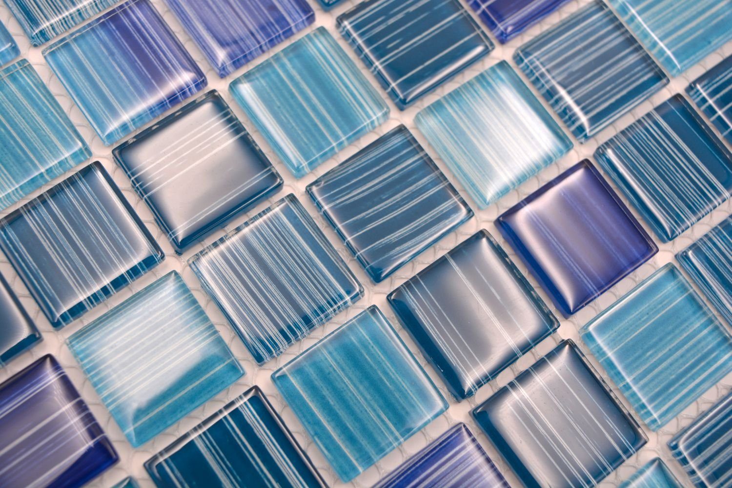 strichblau Mosaikfliesen Matten Glasmosaik Mosani 10 glänzend / Crystal Mosaikfliesen
