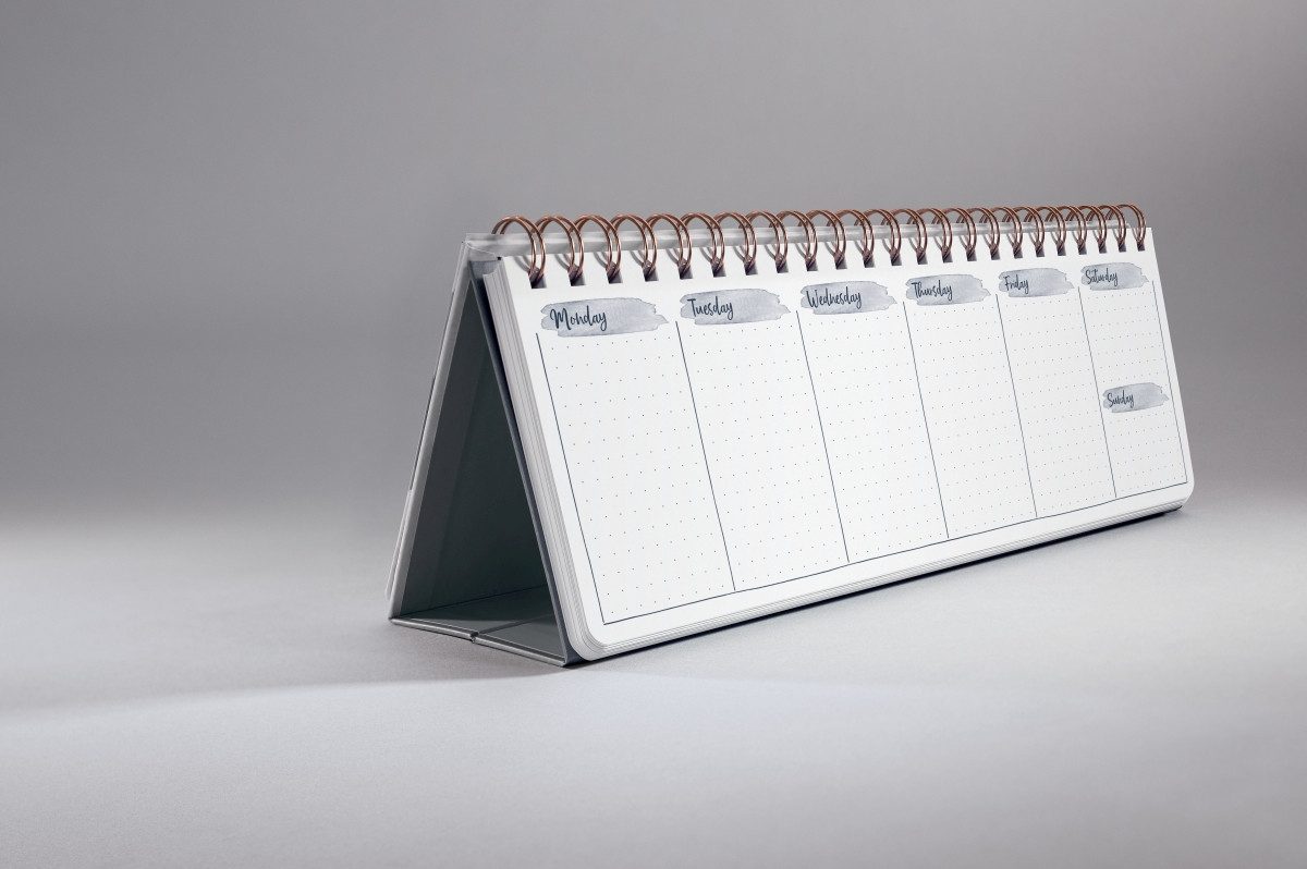 Sigel Schreibtischkalender Wochenplaner Jolie (EN) undatiert 30x11,4cm 1 Woche/2 Seiten Glamorous