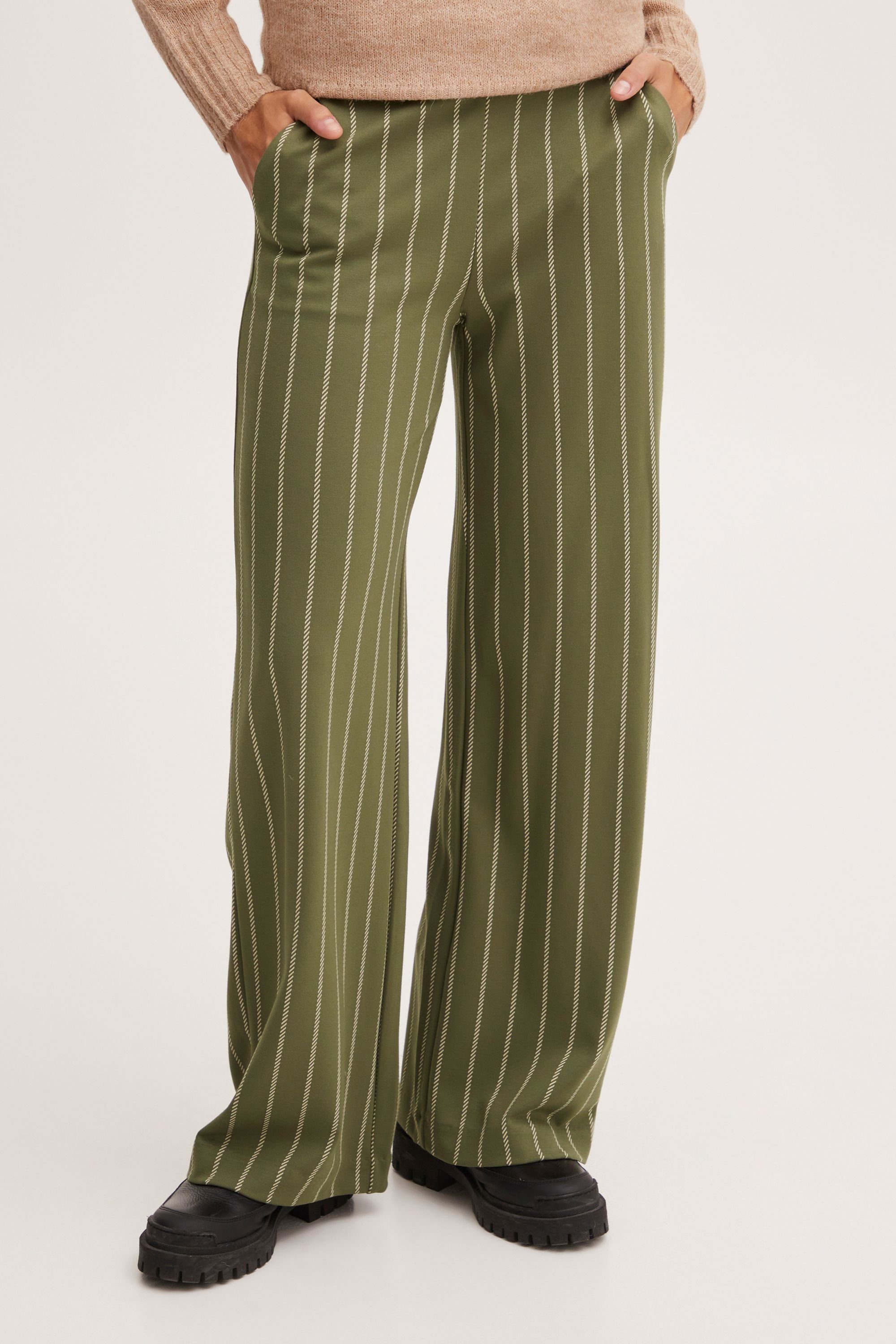 Ichi Stoffhose IHRUTI PA8 - 20114587 Ivy Green (190512)