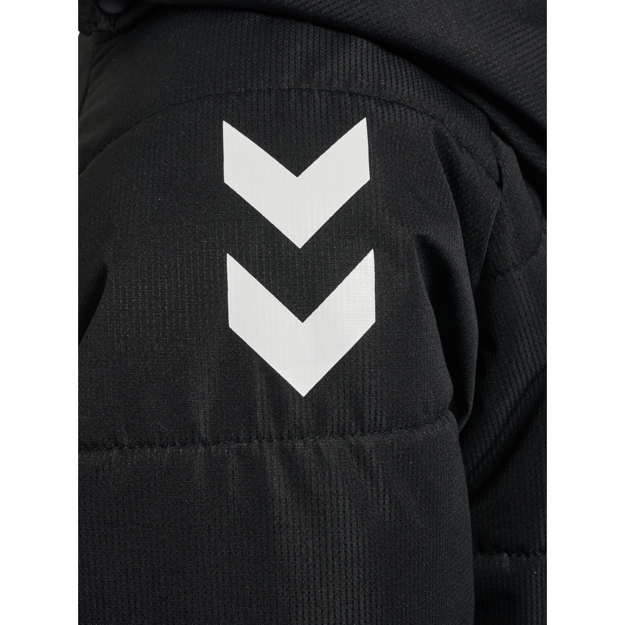 hummel Winterjacke Hummel Kinder Stadionjacke LEAD 2.0 BENCH JACKET 223779