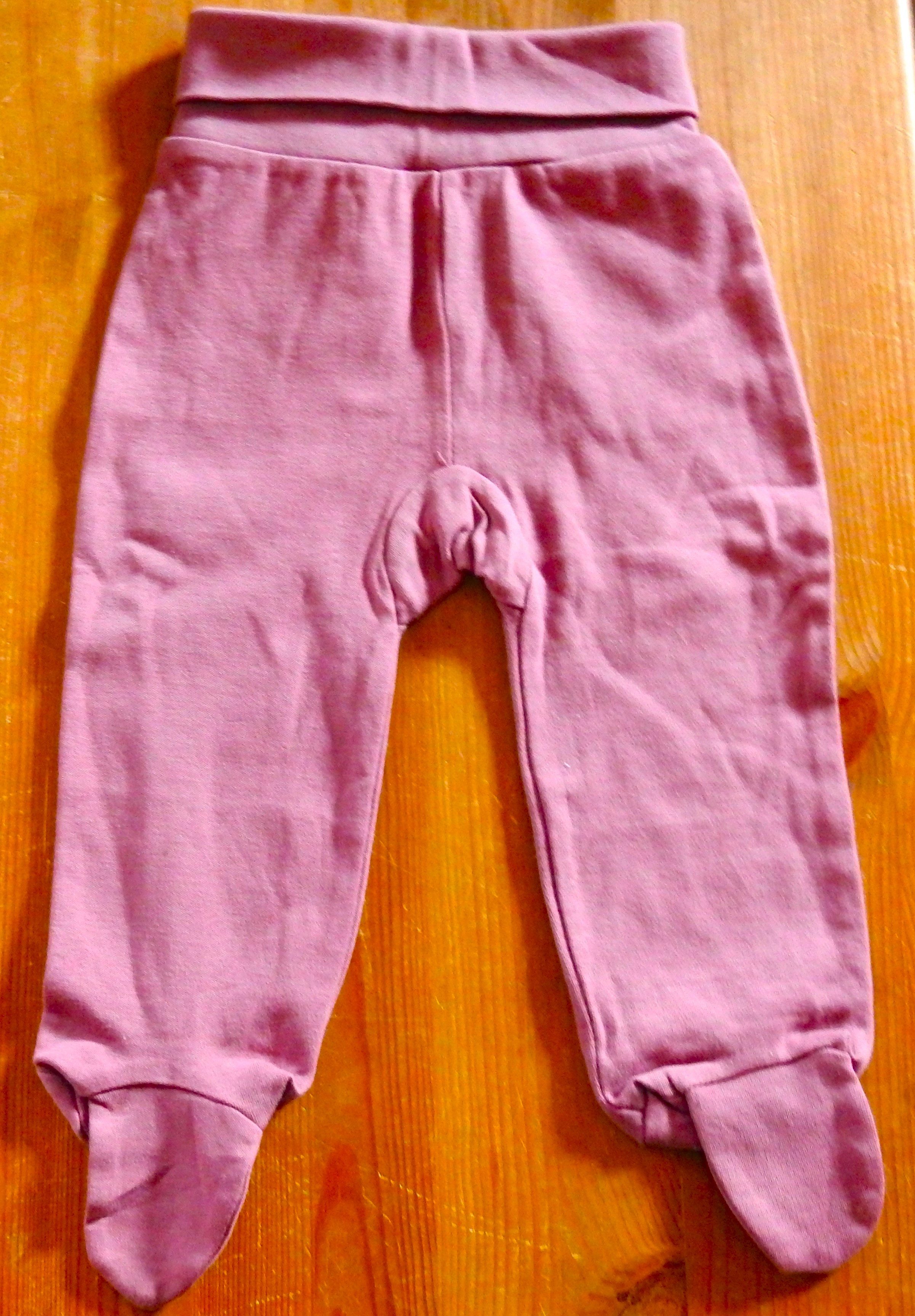 JACKY Shirt & Hose Annelie