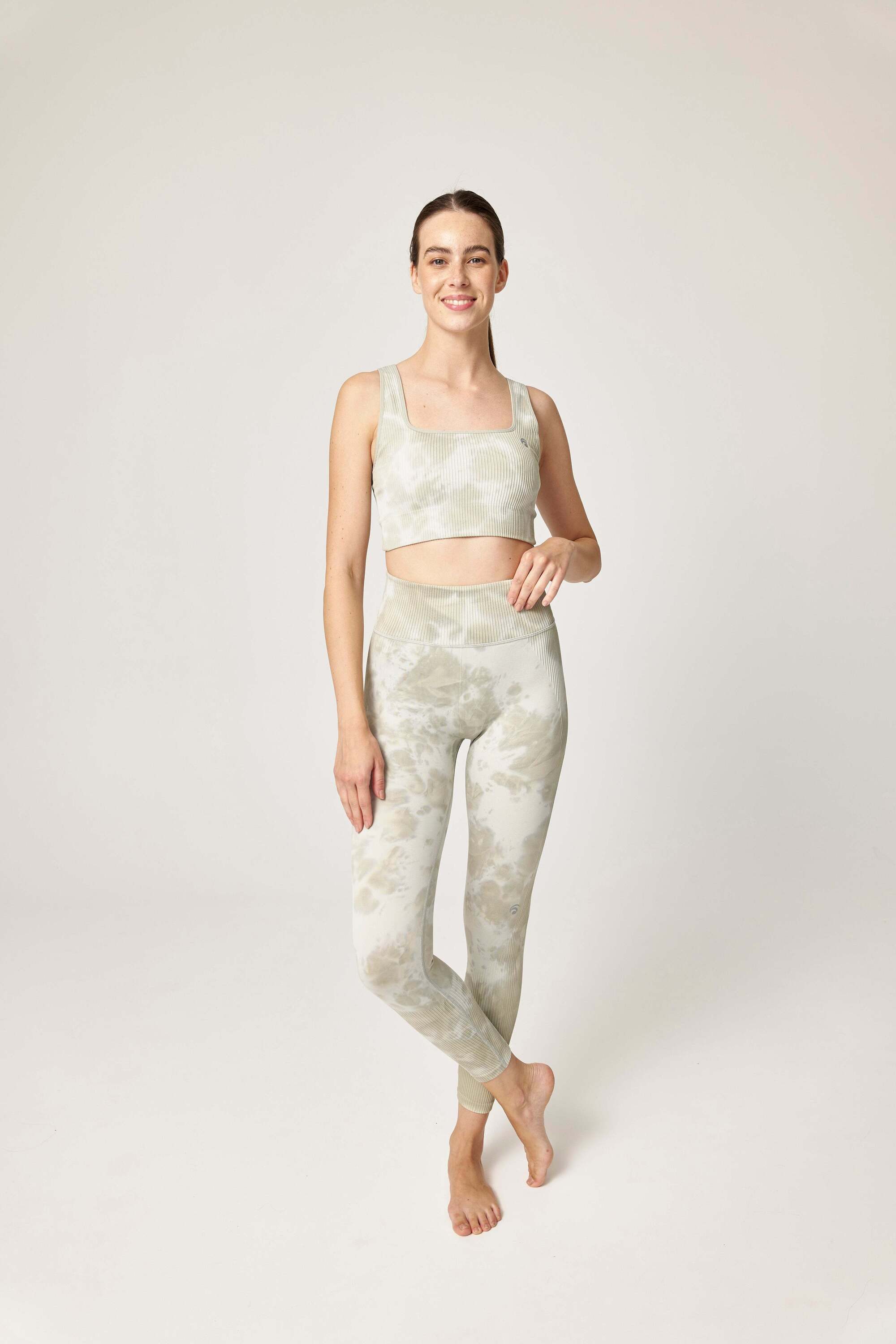 OCEANSAPART Leggings Sydney (1-tlg) Sport-Leggings mit Shaping-Funktion günstig online kaufen