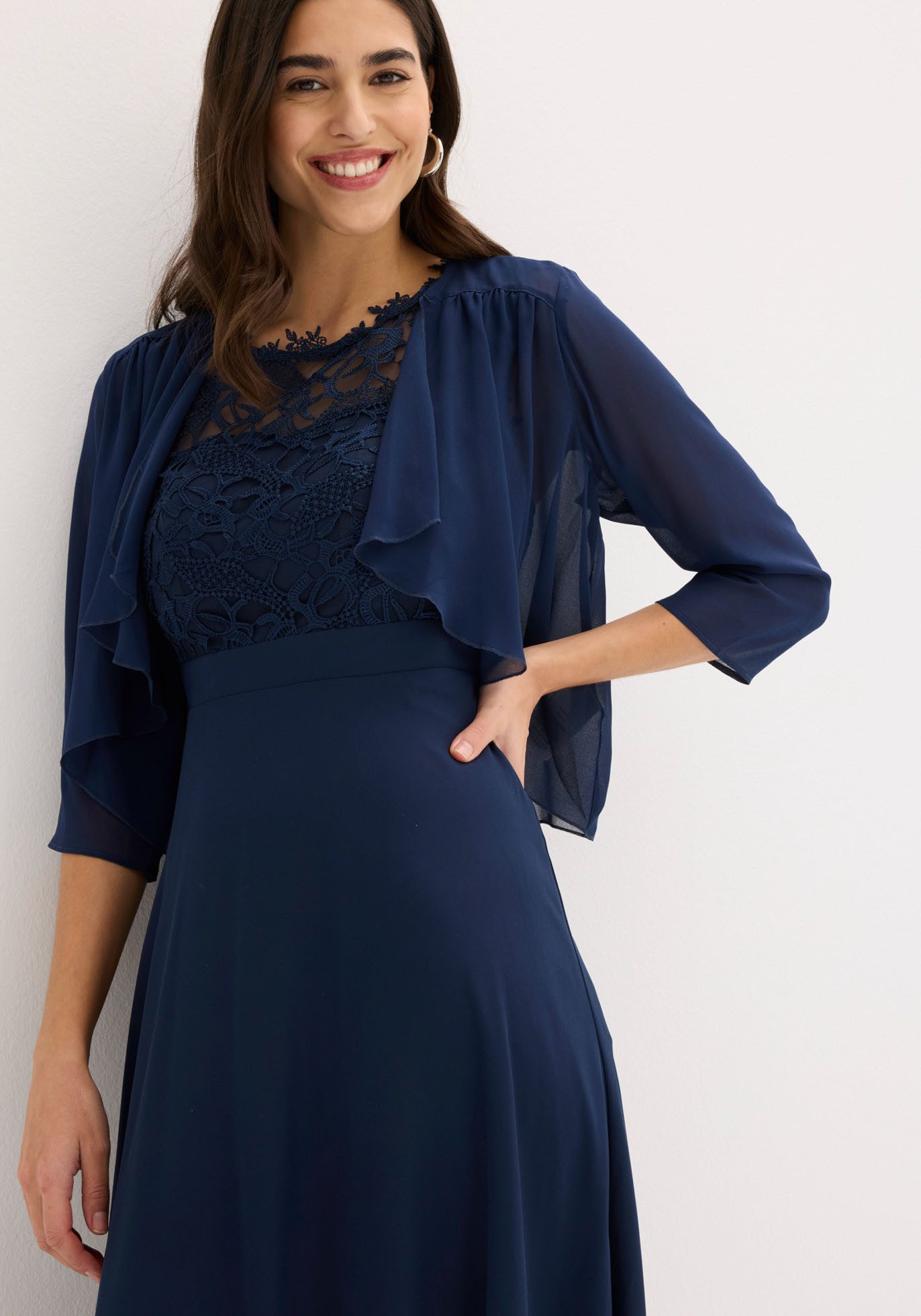 bonprix Boleroblazer für festliche Anlässe und Hochzeiten, 3/4-Ärmel, Wasserfallkragen