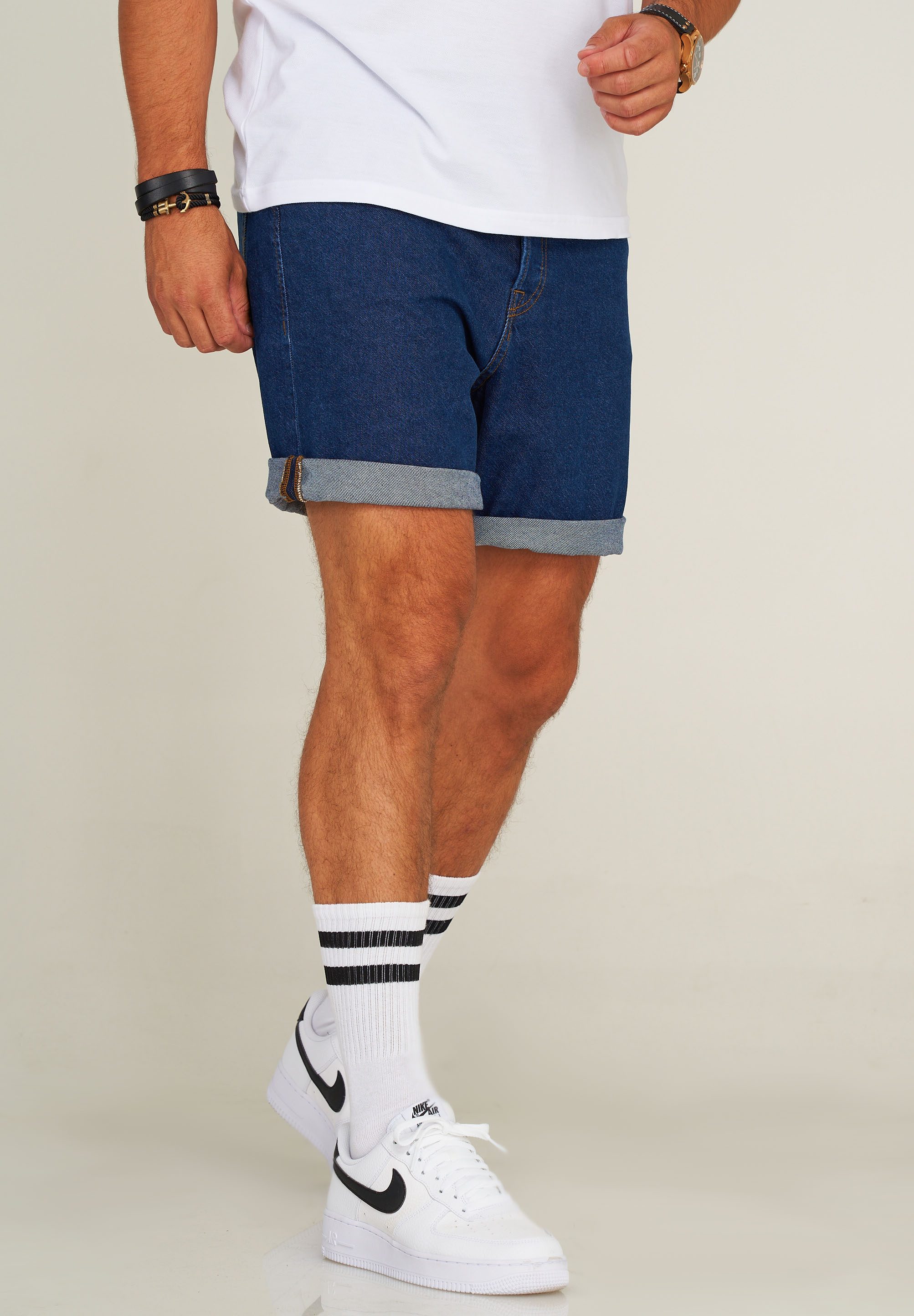 Jack & Jones Jeansshorts JJITONY JJINFINITY SHORTS Kurze Hose aus Denim 5-Pocket-Stil Jeanshose