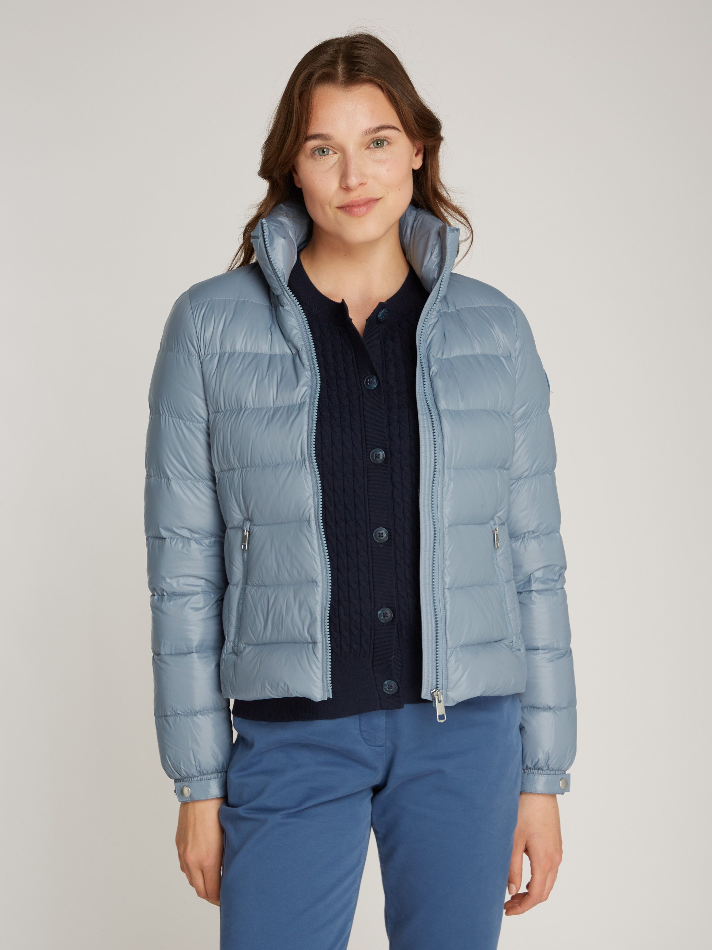 Tommy Hilfiger Steppjacke LW DOWN FEMININE GLOSS JACKET mit leichter Wattie günstig online kaufen