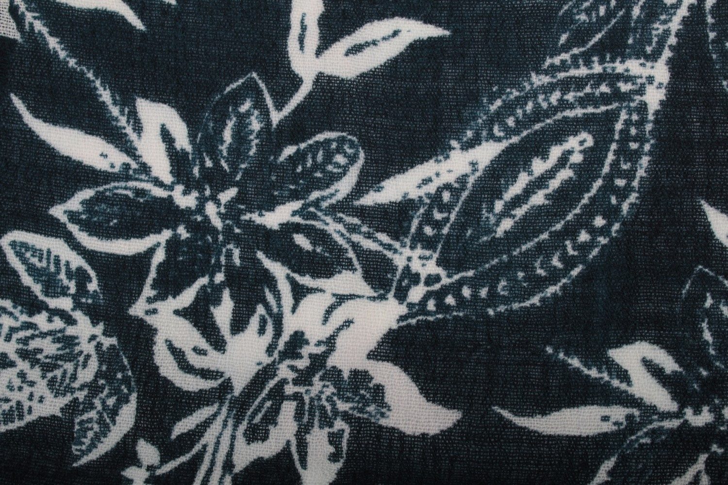 El Puente Schal Loop-Schal "Lilien", Handmade, Fair Trade