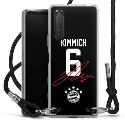DeinDesign Handyhülle FC Bayern München FCB Kimmich Kimmich 6, Sony Xperia 5 II Handykette Hülle mit Band Case zum Umhängen