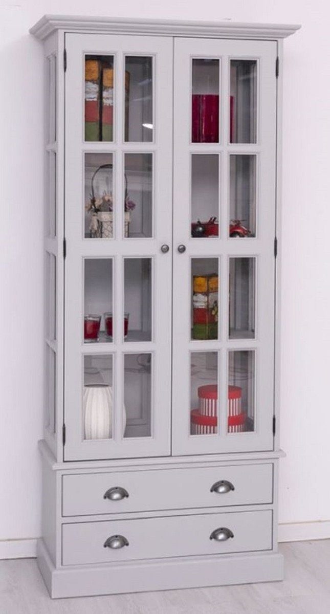 Casa Padrino Vitrine Casa Padrino Landhausstil Vitrine Hellgrau 91 x 47 x H. 200 cm - Massivholz Vitrinenschrank mit 2 Türen und 2 Schubladen - Landhausstil Möbel - Massivholz Möbel - Esszimmer Möbel