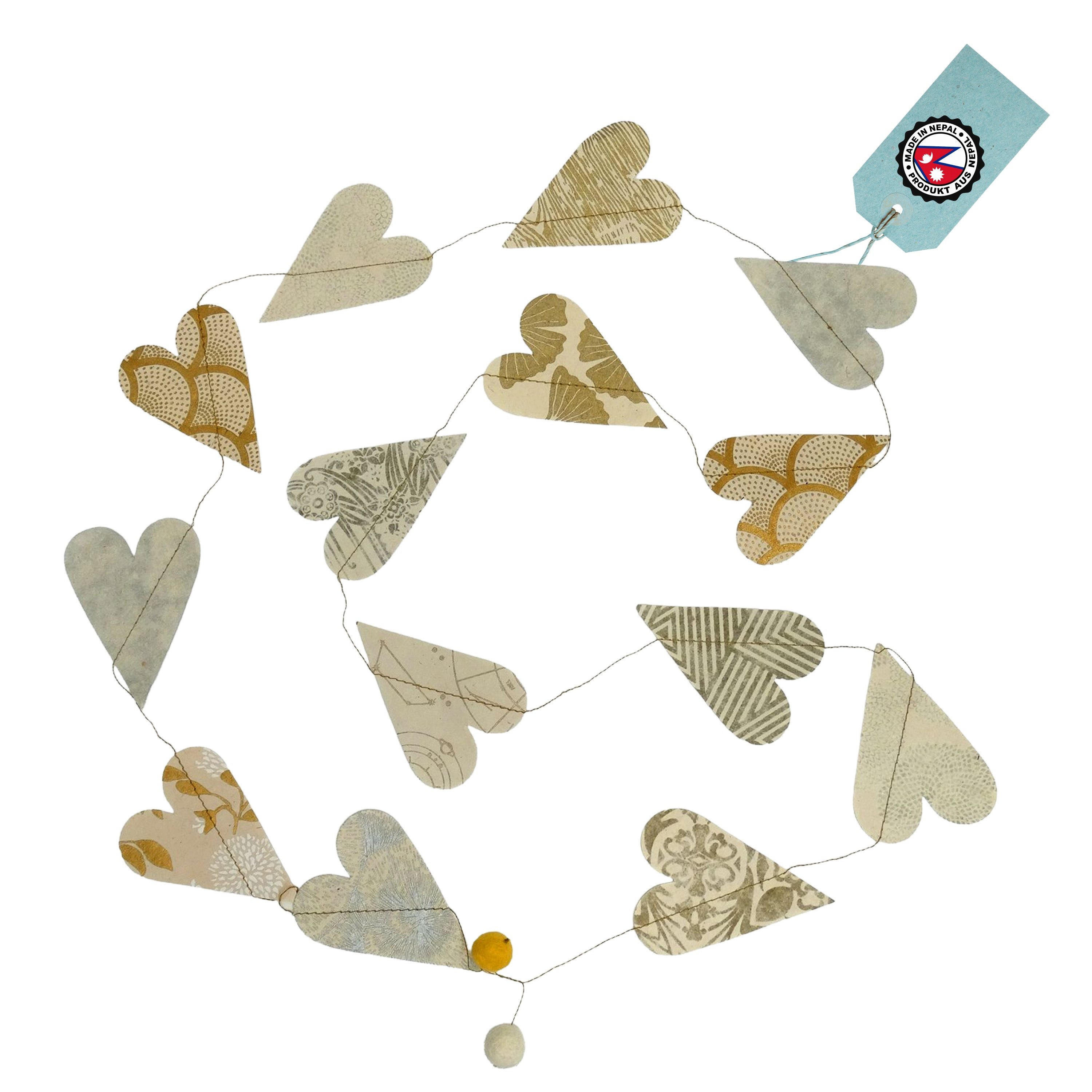 Logbuch-Verlag Dekohänger Girlande Herzen Metallic Gold und Silber aus Naturpapier und Filz 183