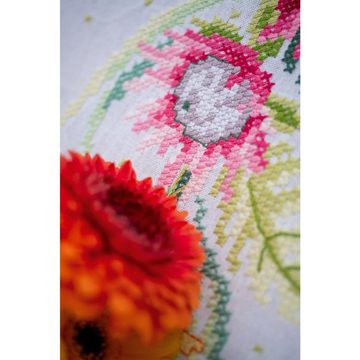 Vervaco Kreativset Vervaco Tischläufer Kreuzstich Stickpackung "Tropische Blumen", Stick, (embroidery kit by Marussia)