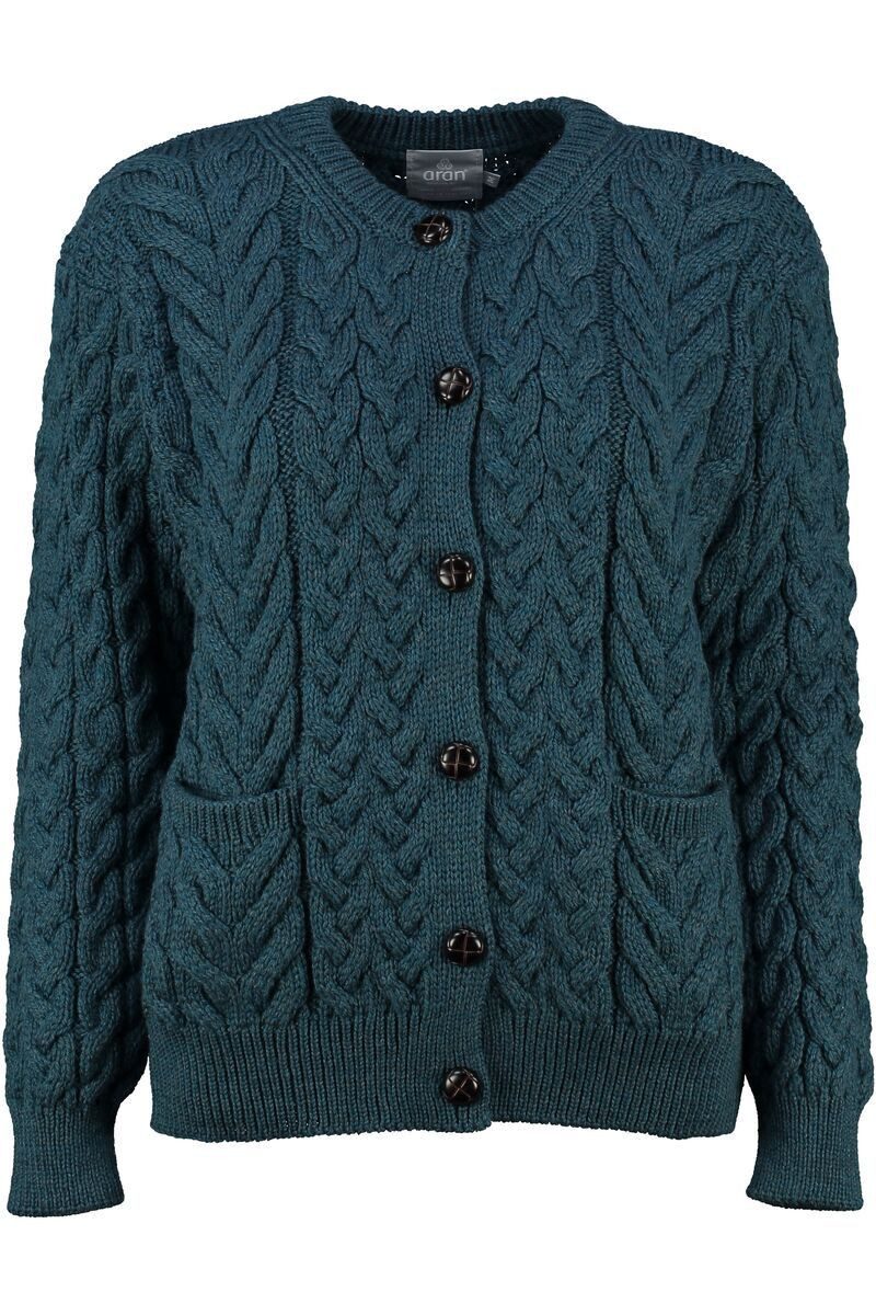 Strickjacke im typischen Irland Aran Strick