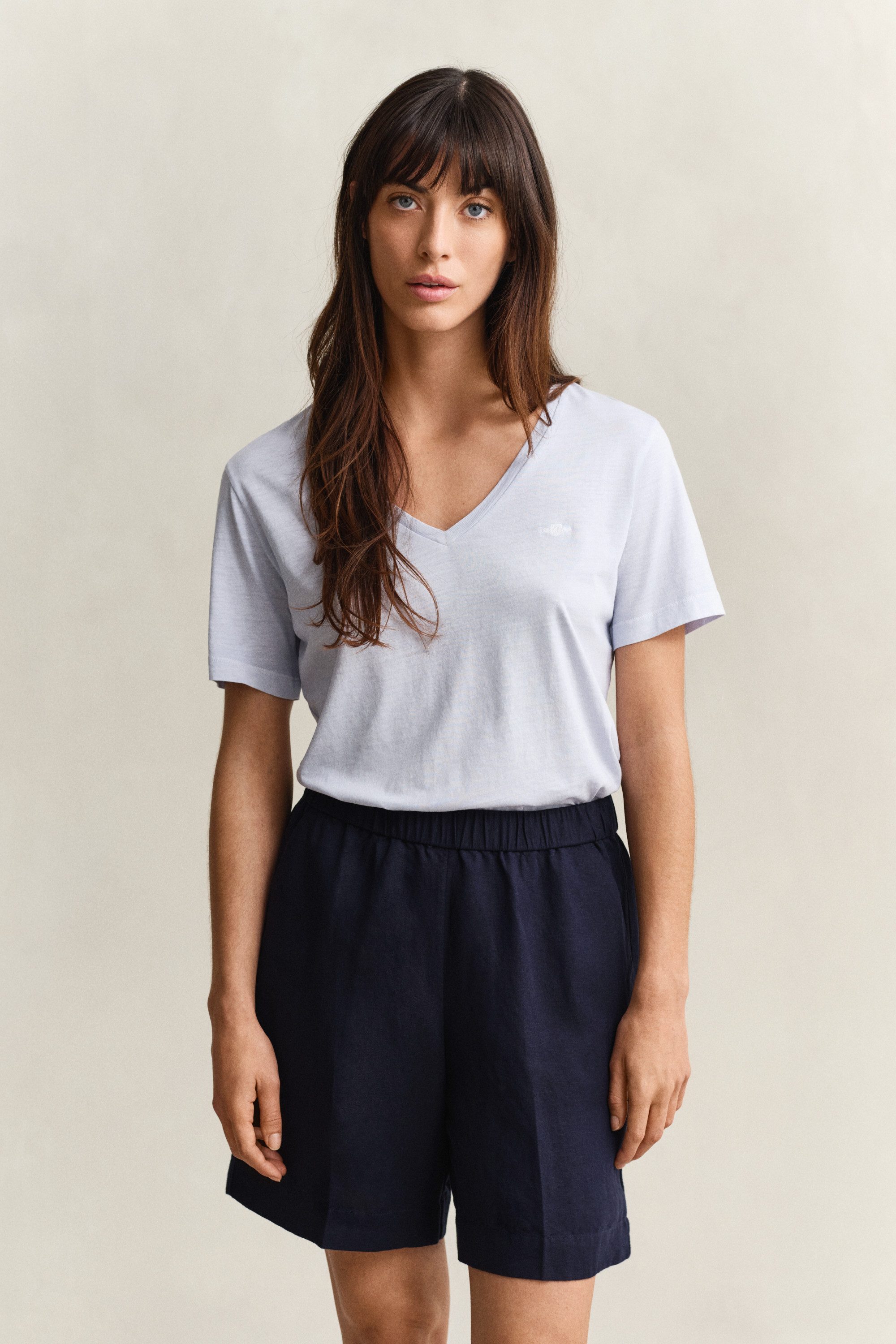 Gant T-Shirt REGULAR WASHED SHIELD V-NECK Regular fit mit V-Ausschnitt