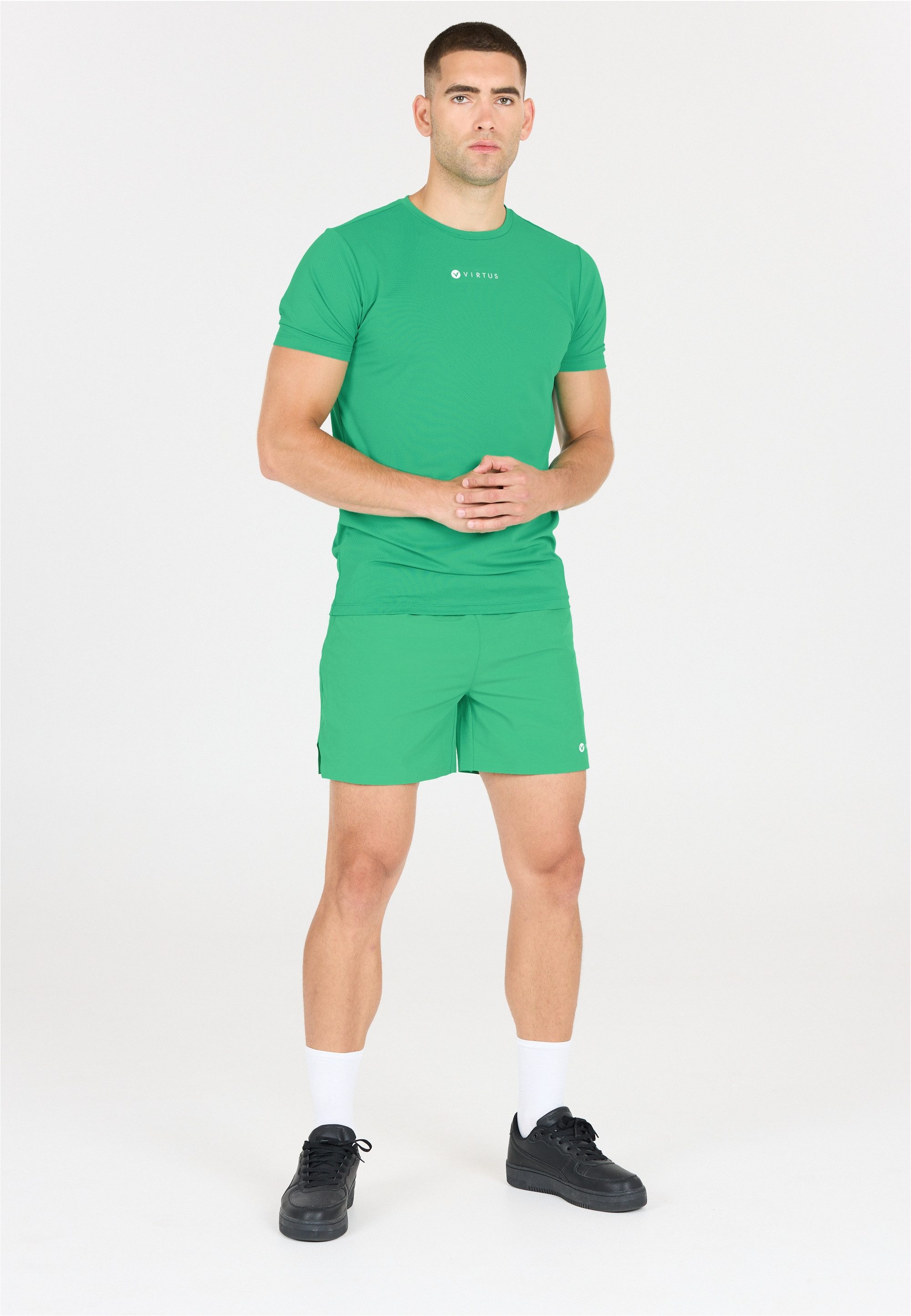 Virtus Shorts "Berk", mit Quick-Dry-Funktion günstig online kaufen