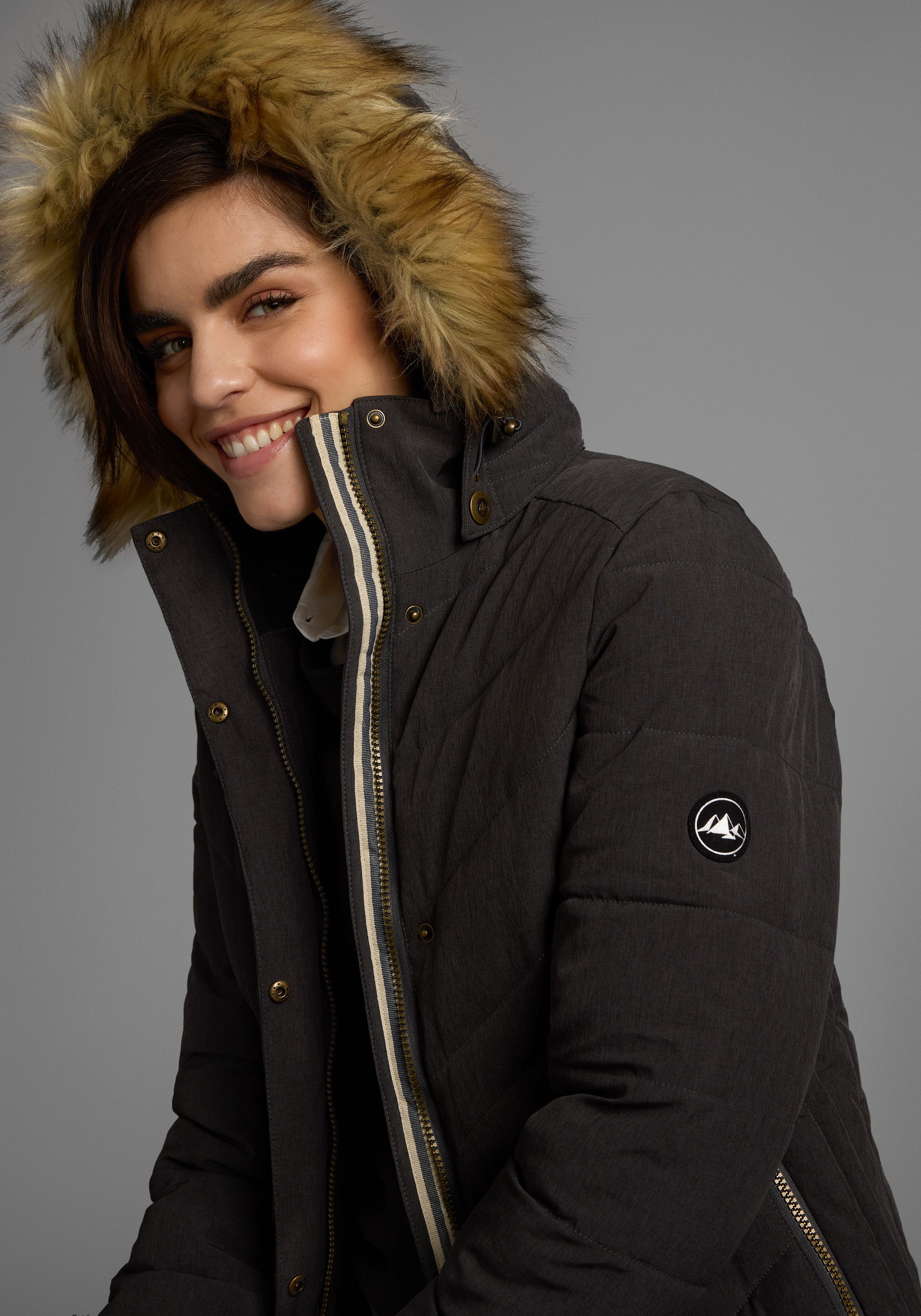 Polarino Steppmantel Wind- und wasserabweisend, atmungsaktiv.