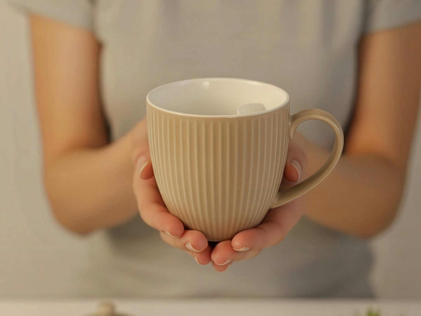 Cangoo Cup Tasse Embossed Beige Teebecher 0,33l, Porzellan