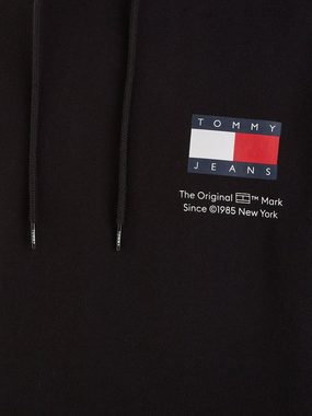 Tommy Jeans Kapuzensweatshirt TJM REG ESSENTIAL FLAG HOOD EXT mit Kängurutasche