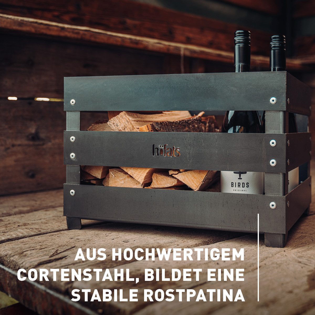 höfats Feuerkorb CRATE, (Weinkiste, Feuerstelle, Grill und Hocker in einem, Feuerkorb für Garten, Terrasse und Camping, Corten-Stahl), 30T x 40B x 27H cm