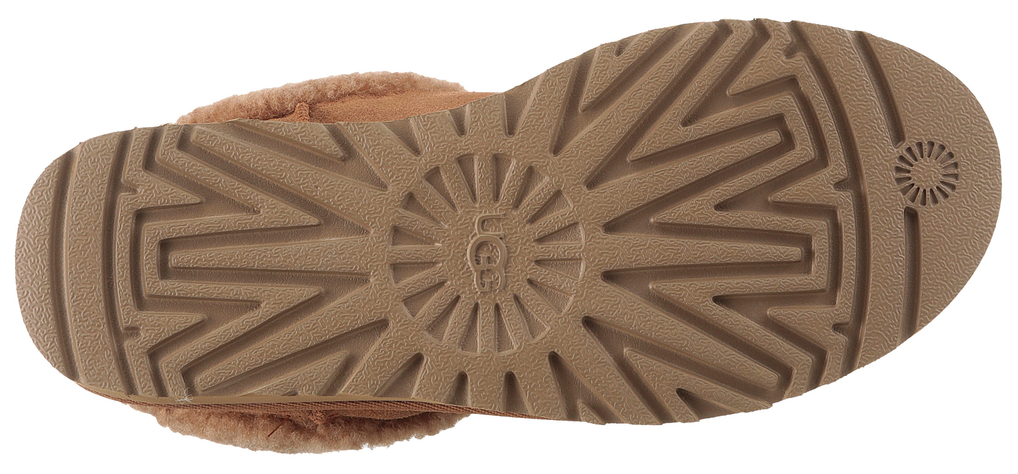 UGG CLASSIC ULTRA MINI MAXI CURLY Schlupfboots, Winterstiefel, Snowboots mit Ethno-Textilband am Schaftrand