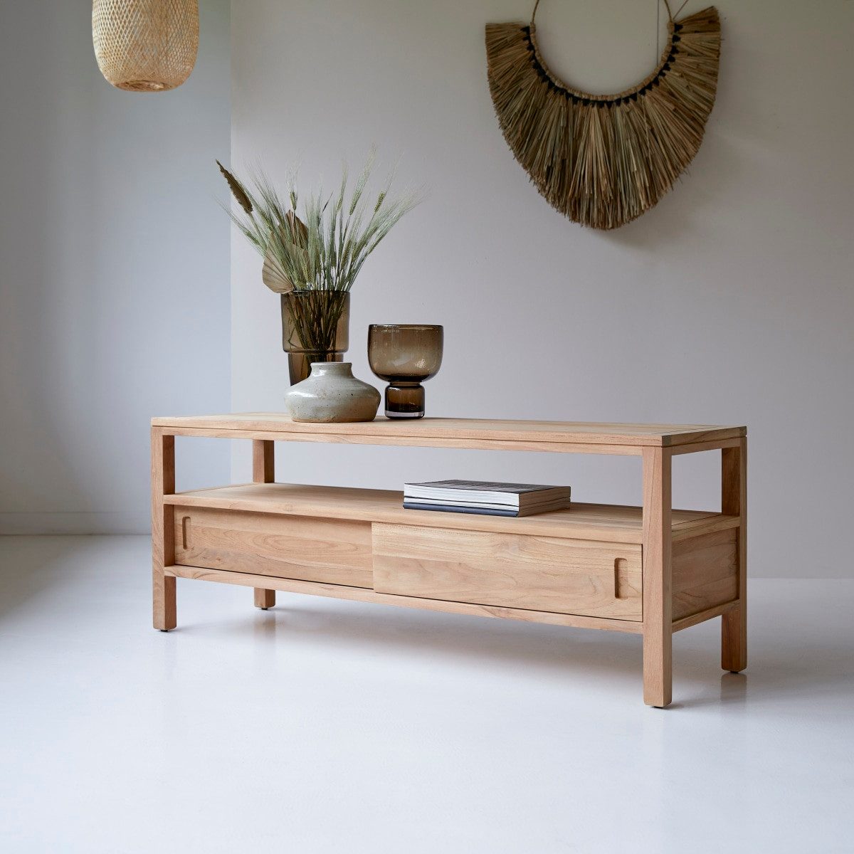 Tikamoon TV-Schrank TV Schrank TV Unterschrank Board aus Teak 130 cm natürliches Teakholz