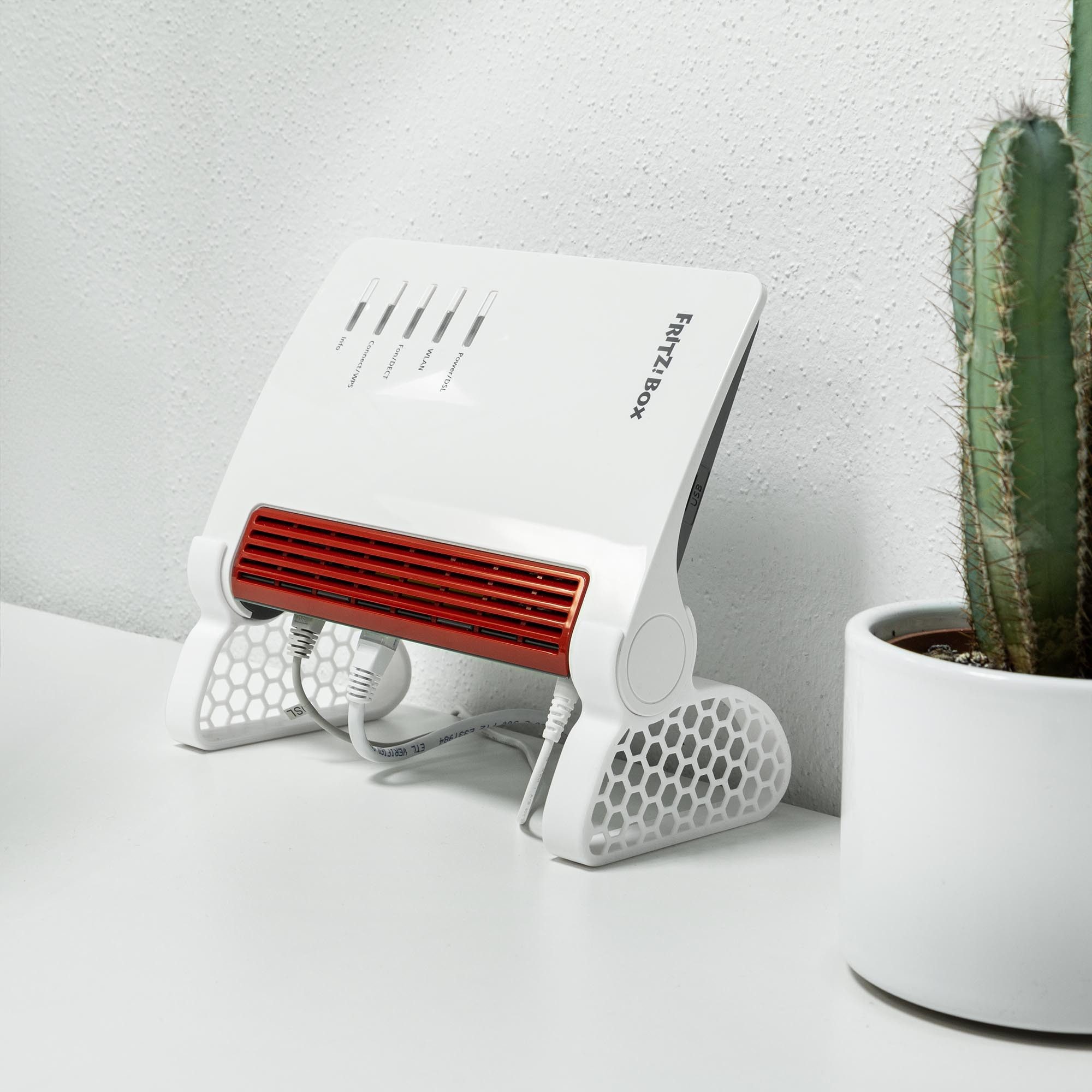 Mobilefox Halterung Ständer passend für AVM FritzBox 7590 AX Tischständer Router Halter – Bild 2 von 5