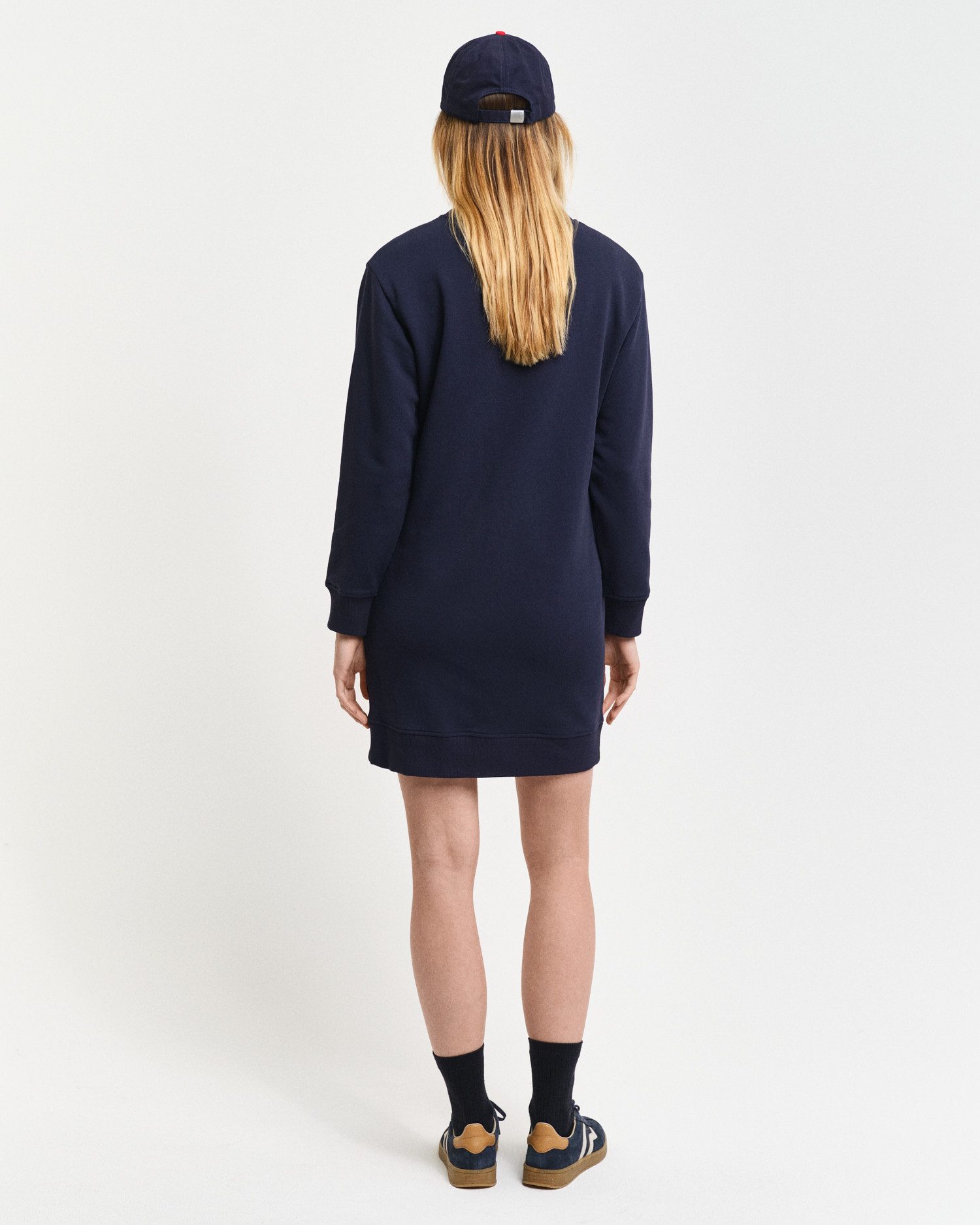 Gant Sweatkleid SHIELD C-NECK SWEAT DRESS Shield Sweatkleid mit Rundhalsaus günstig online kaufen