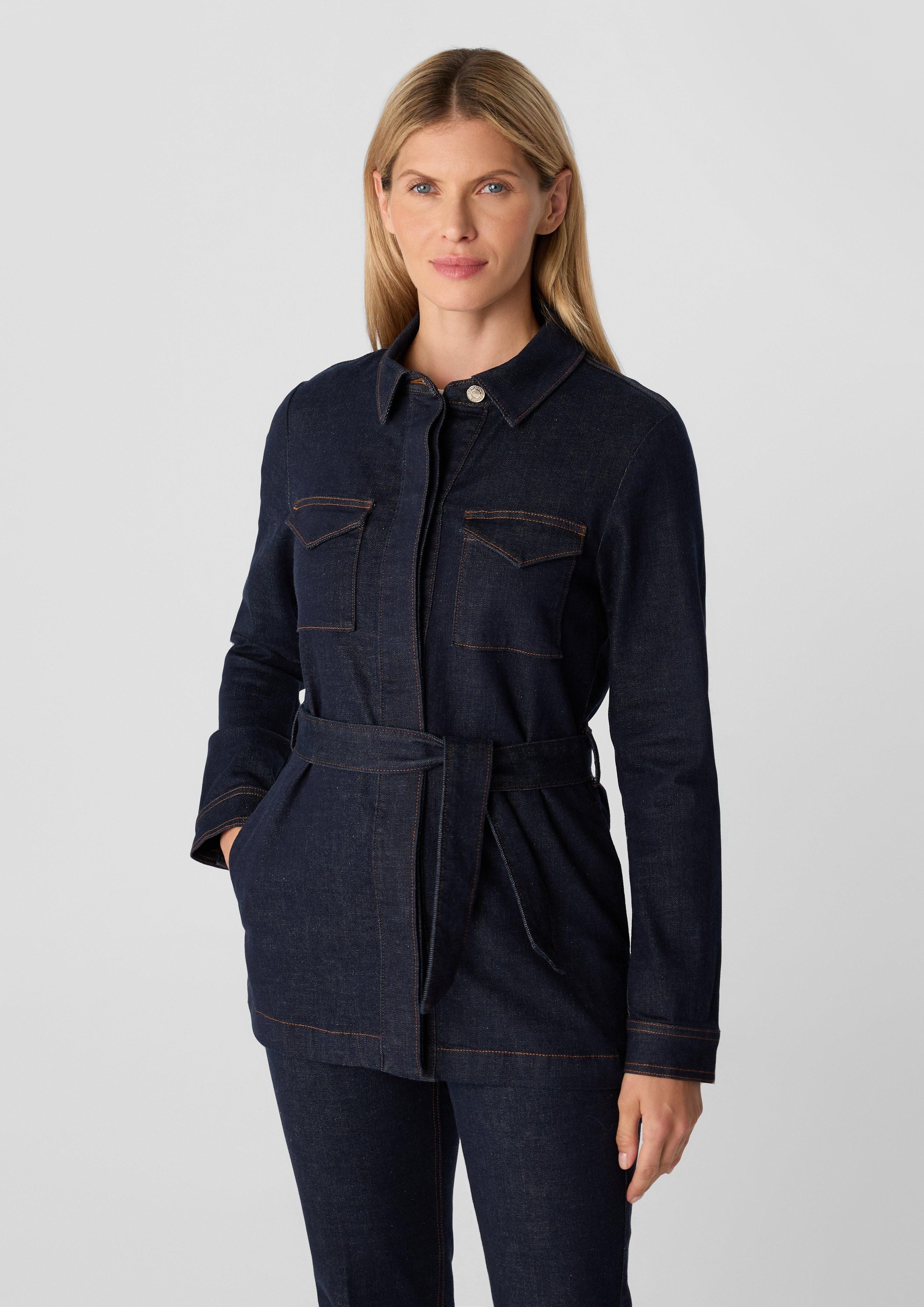 Blusenblazer Tailliertes Denim-Overshirt mit Gürtel