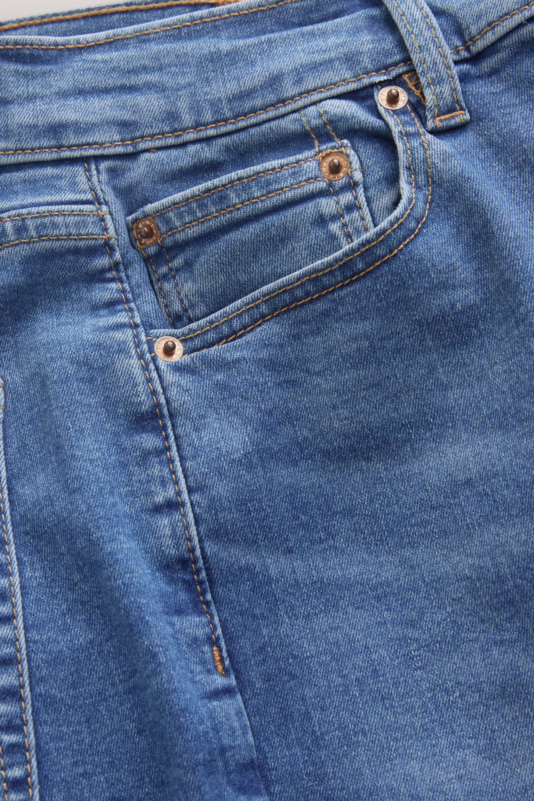 Next Bootcut-Jeans Bootcut Stretchjeans mit mittelhohem Bund (1-tlg)